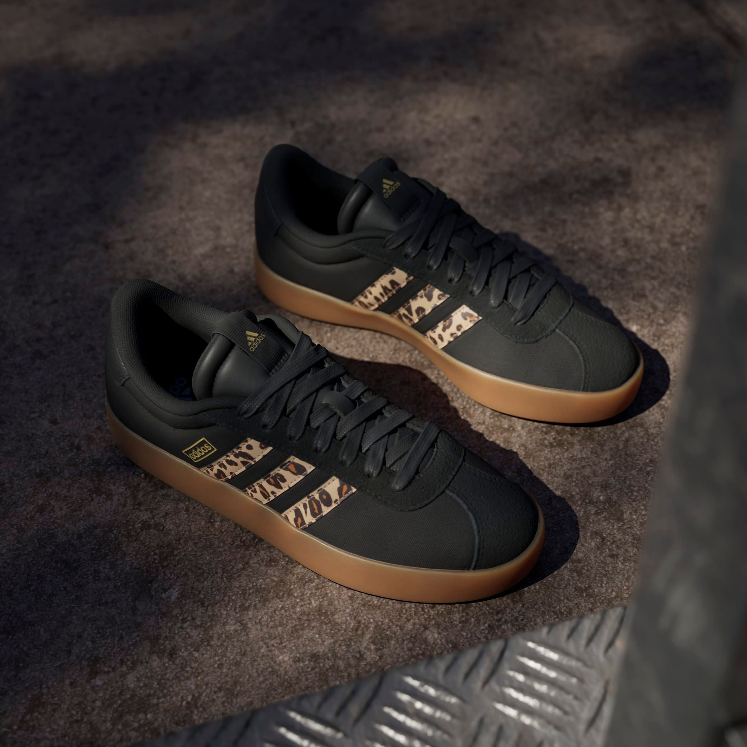 adidas Sportswear Sneakers »VL COURT 3.0«  mit Leo Muster