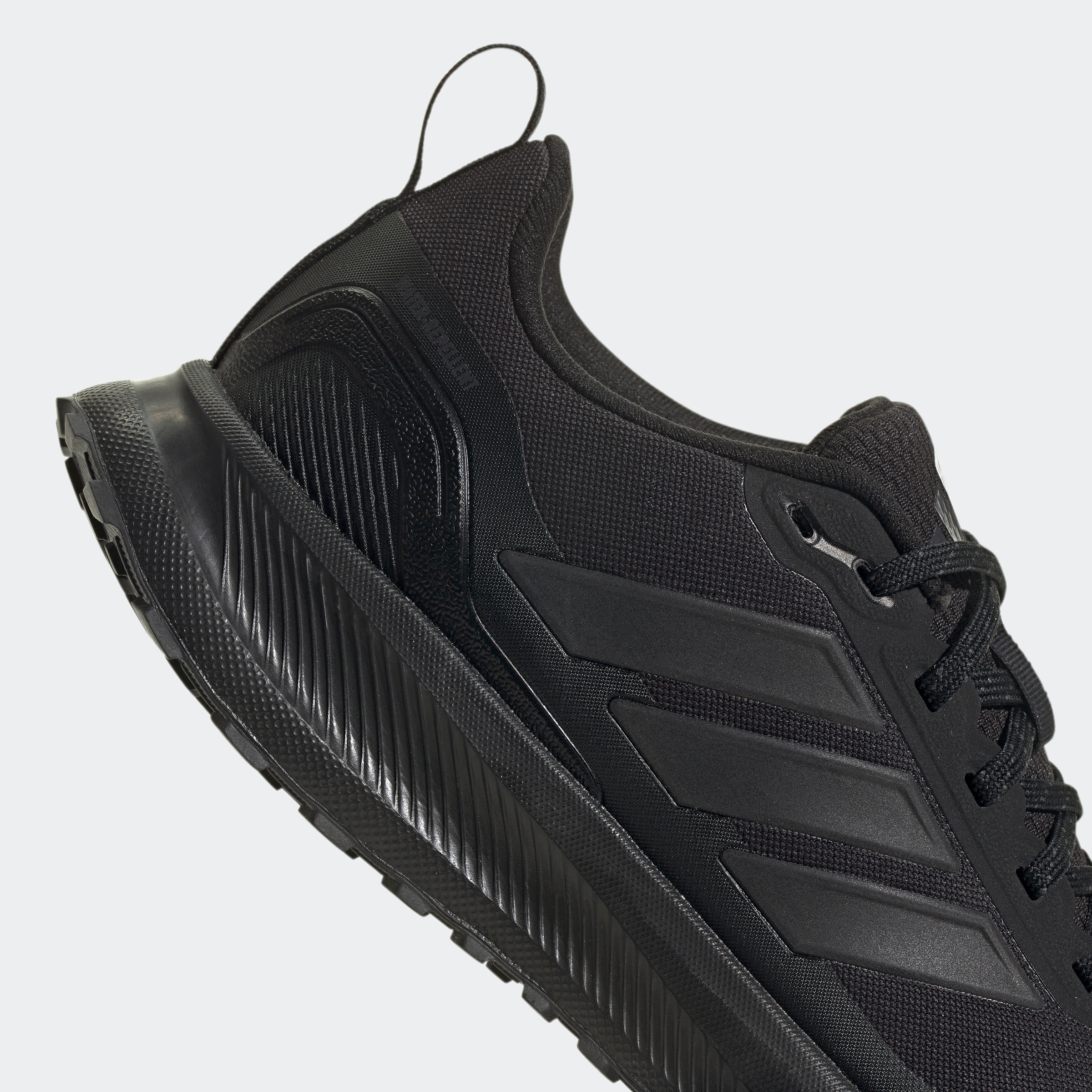 adidas Performance 1100000002199 »RUNFALCON 5 TR«  avec éléments réfléchissants et semelle profilée