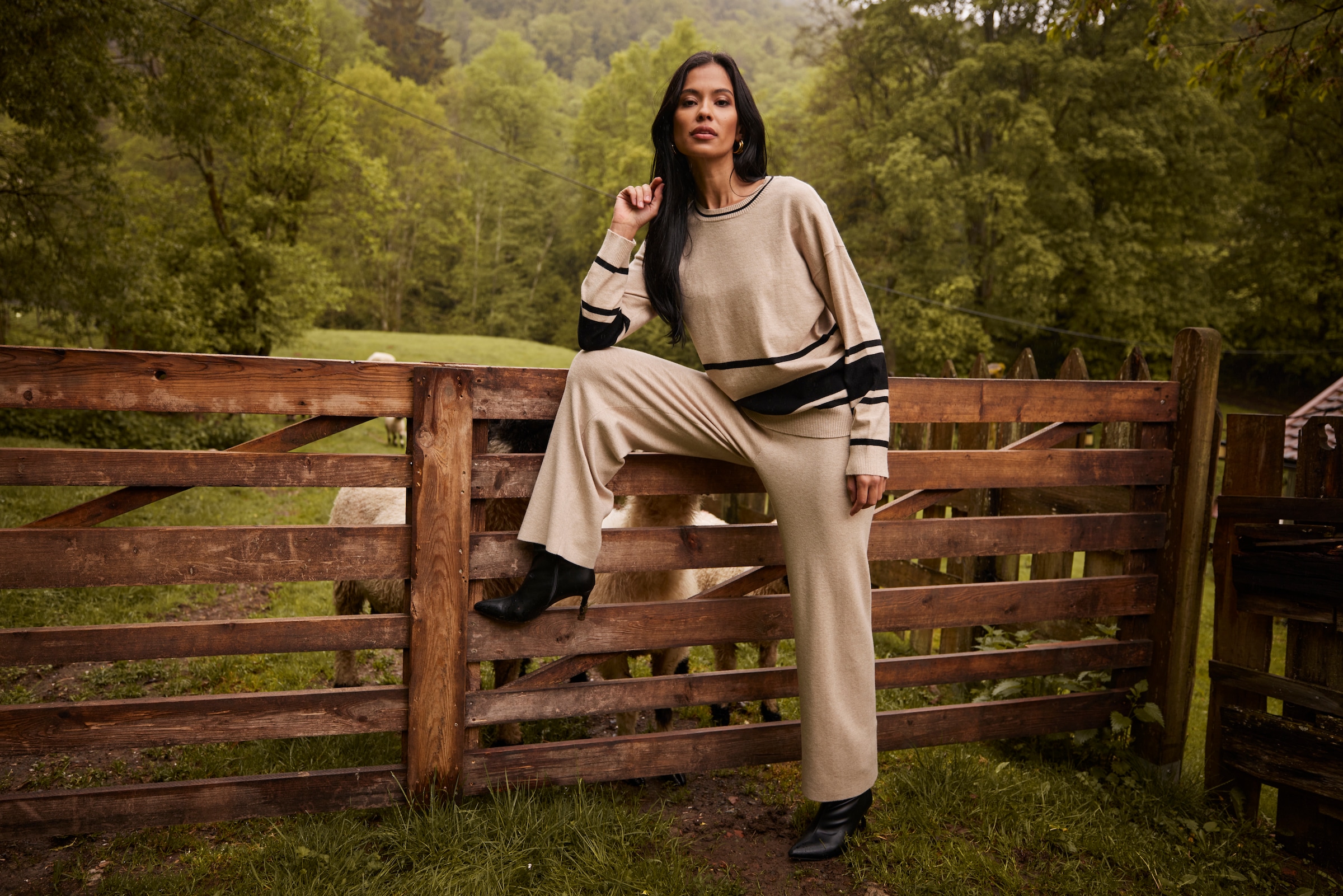 Aniston SELECTED Strickpullover Kombination aus breiter und schmaler Ringelmusterung - NEUE KOLLEKTION