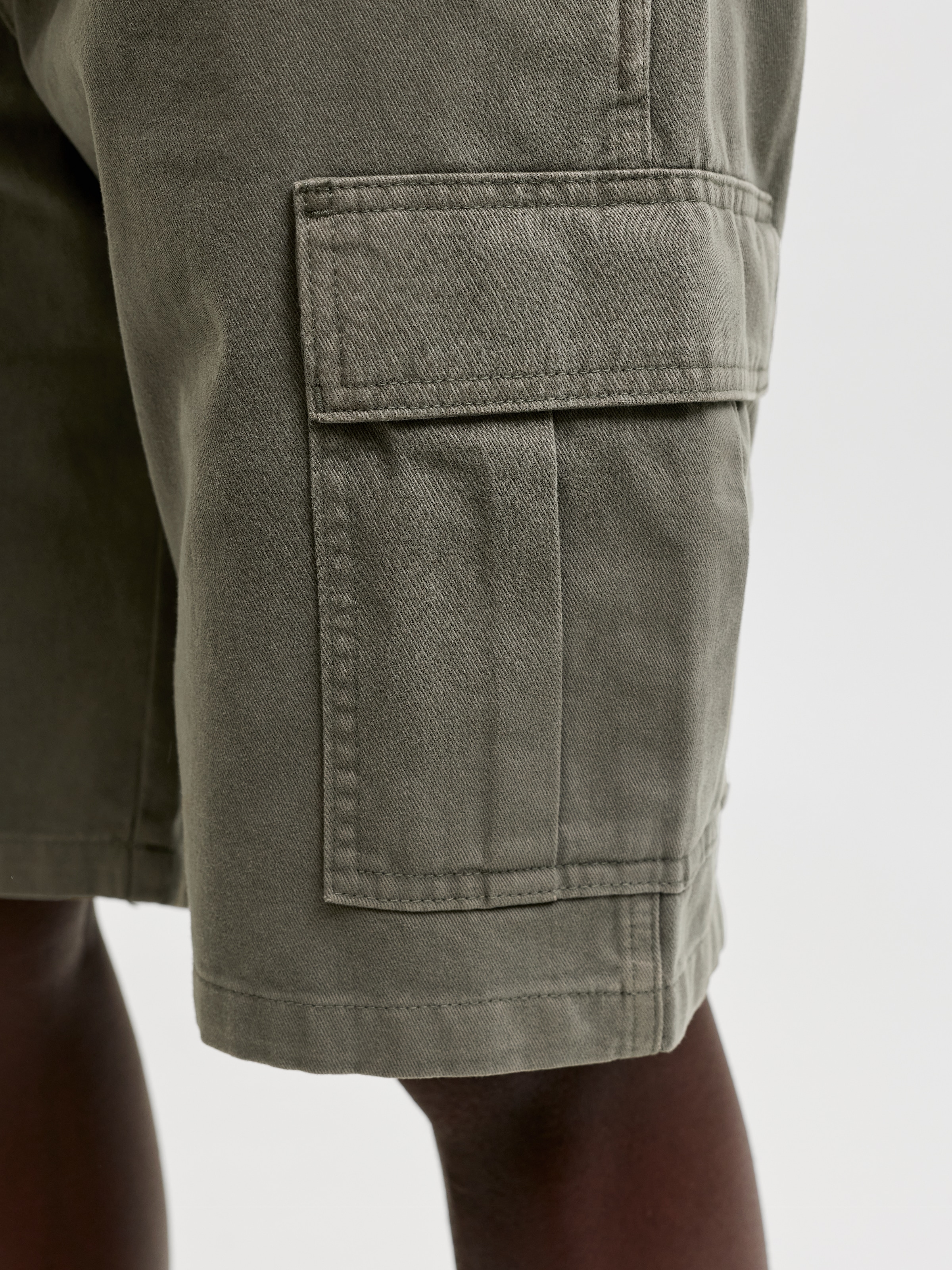 Jack & Jones Cargoshorts »JPSTCOLE HUDSON BELTED CARGO SHORTS MID«