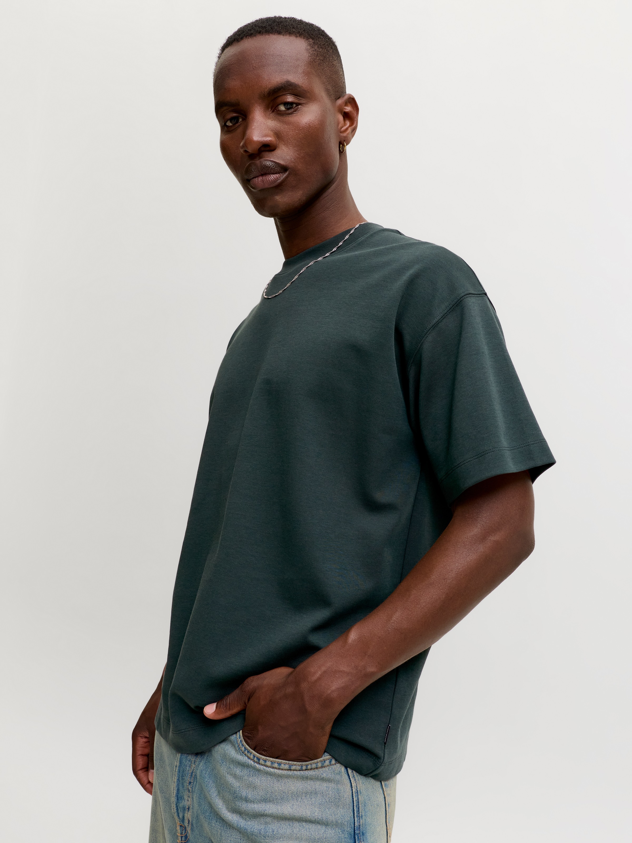 Jack & Jones T-shirt »JJEBARRON TEE SS O-NECK NOOS« mélange de coton, coupe ample