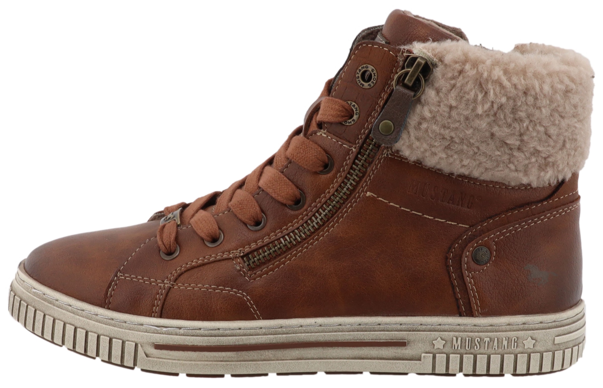 Mustang Shoes Bottes d'hiver »Janique«  sneakers montantes, boots d’hiver avec doublure chaude
