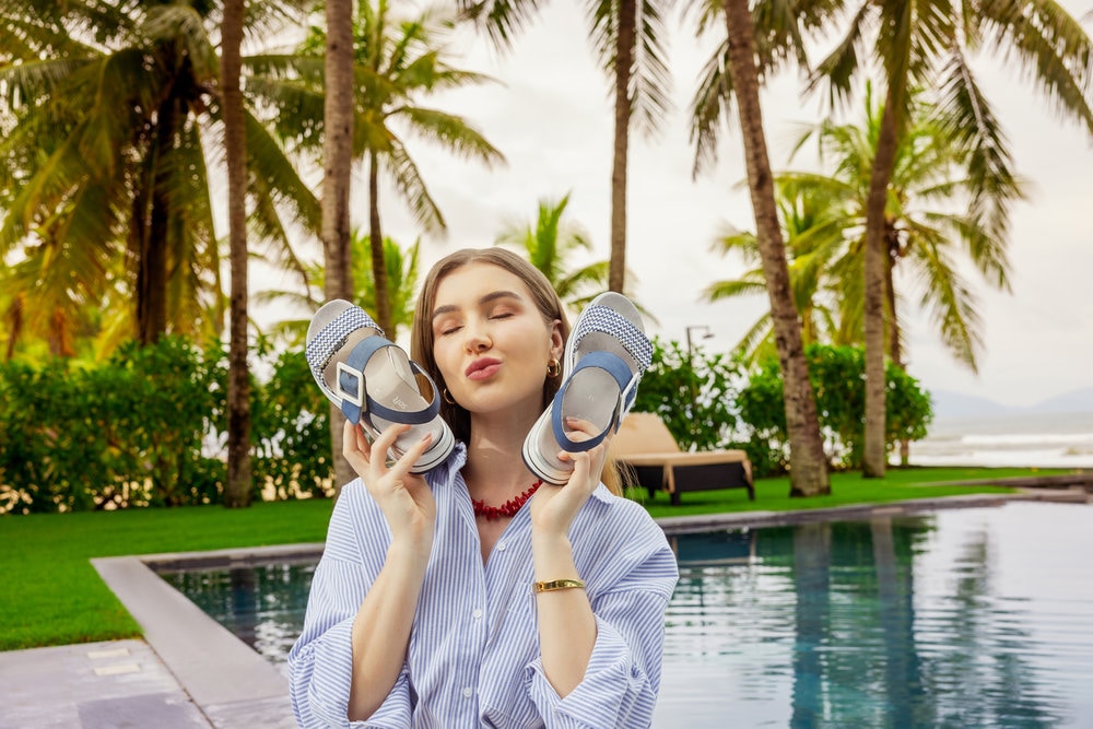 Remonte Keilsandalette »ELLE-Collection«  , Sommerschuh, Sandale, Komfortschuh mit praktischen Klettverschlüssen