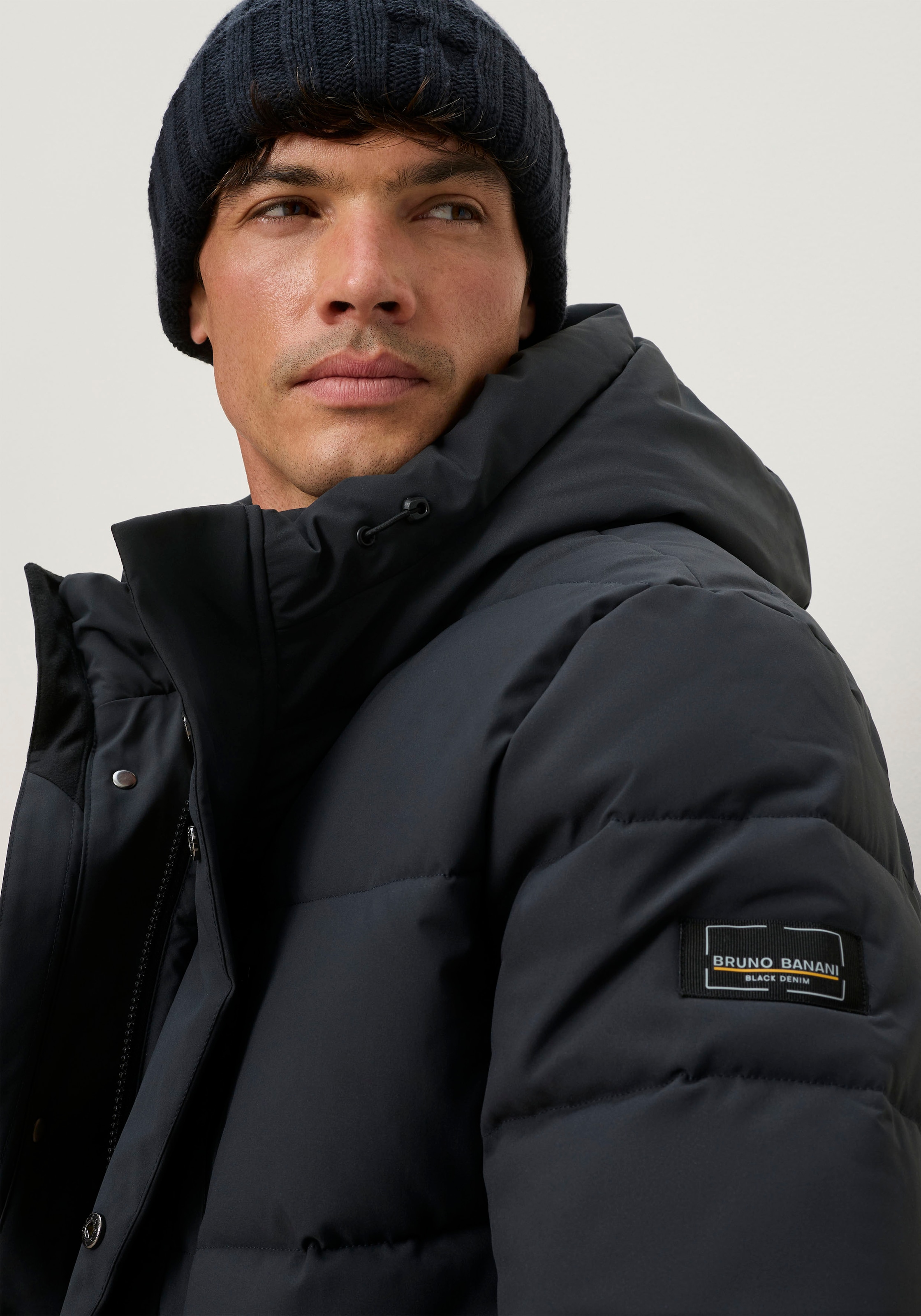 Bruno Banani Winterjacke mit Kapuze Steppjacke mit Kapuze mit Funktion