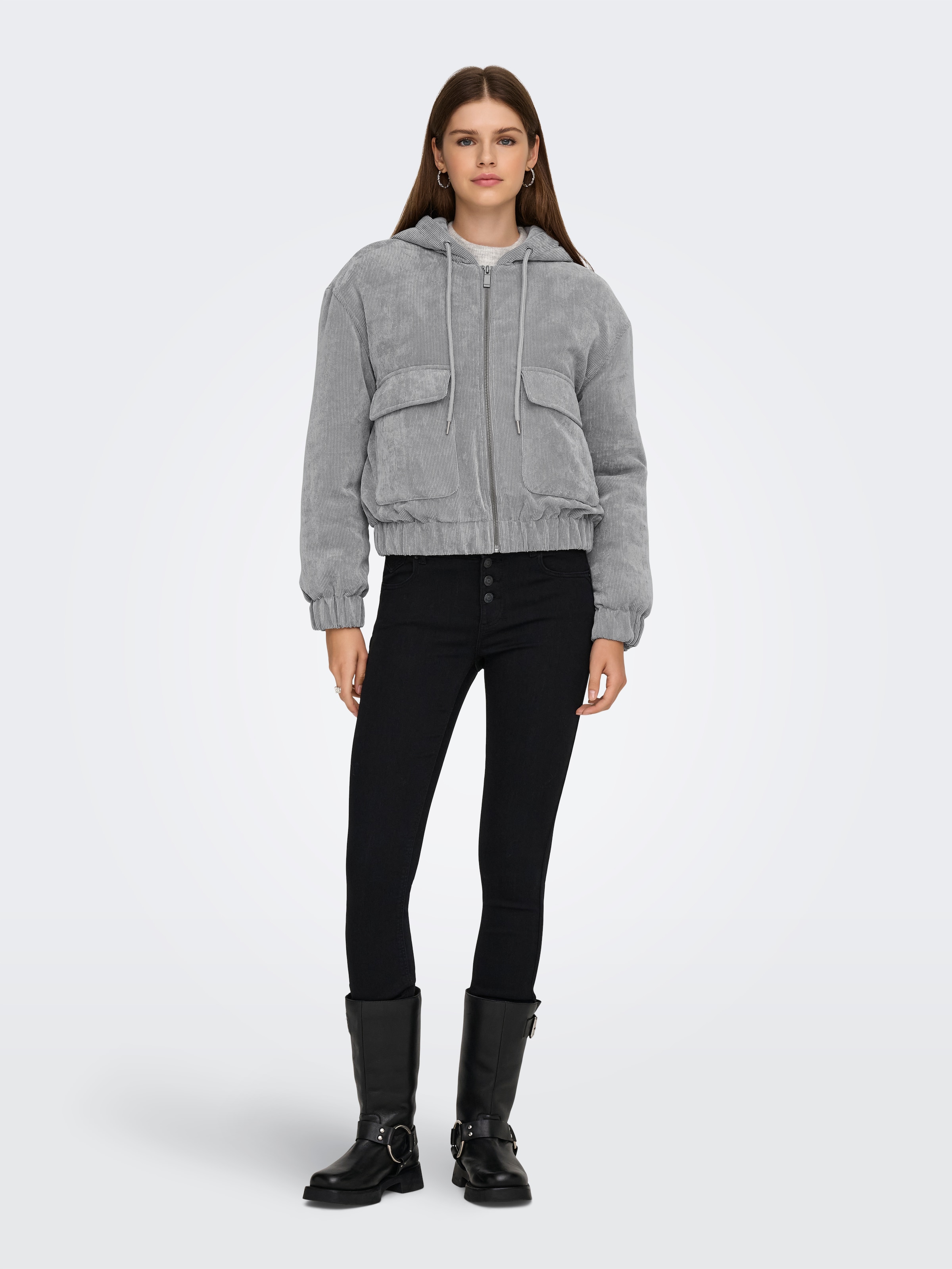 ONLY Veste en velours côtelé »ONLSUVA CORDUROY PAD SHORT JACKET CC OTW« Materialmix,