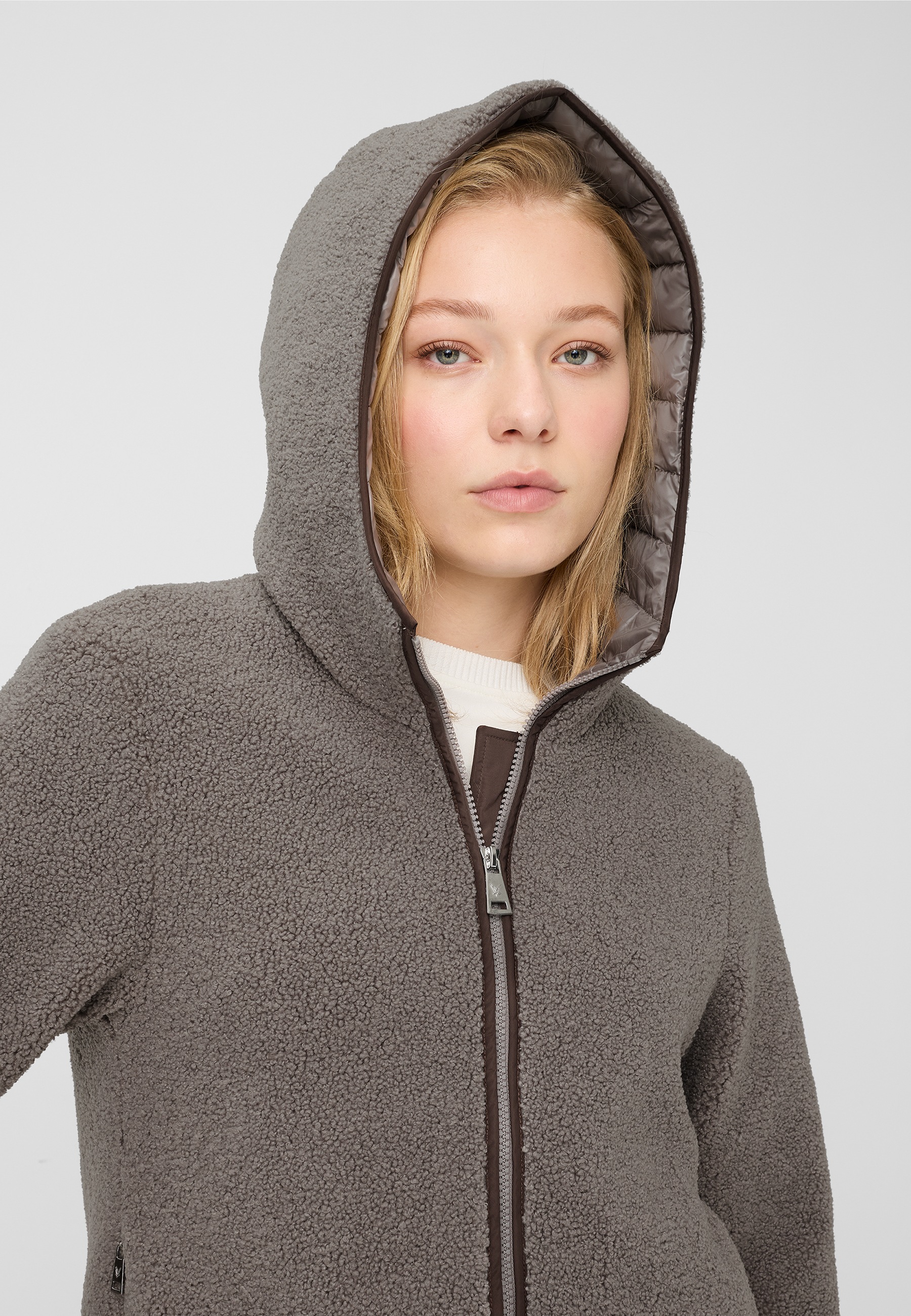 Fuchs Schmitt Veste courte avec capuche avec capuche, fibre douce