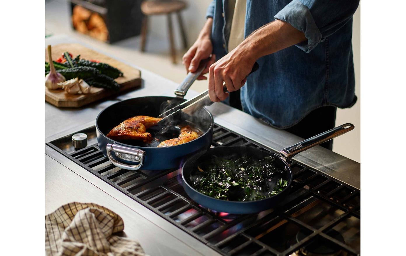 Joseph Joseph Pfannen-Set »2-teilig, Ø 24+28 cm« Edelstahl;Gas;Glaskeramik-Kochfeld;Induktion 2 Stk. tlg.