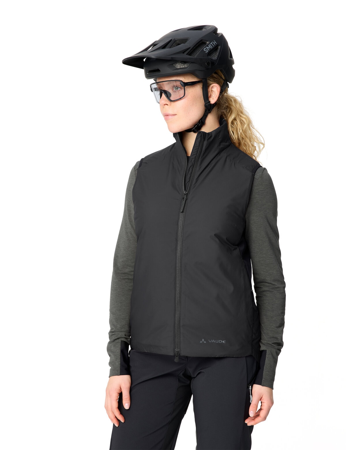 VAUDE Gilet fonctionnel »WOMEN'S MOAB INSULATION LIGHT VEST« avec isolation PrimaLoft®, coupe-vent et déperlant