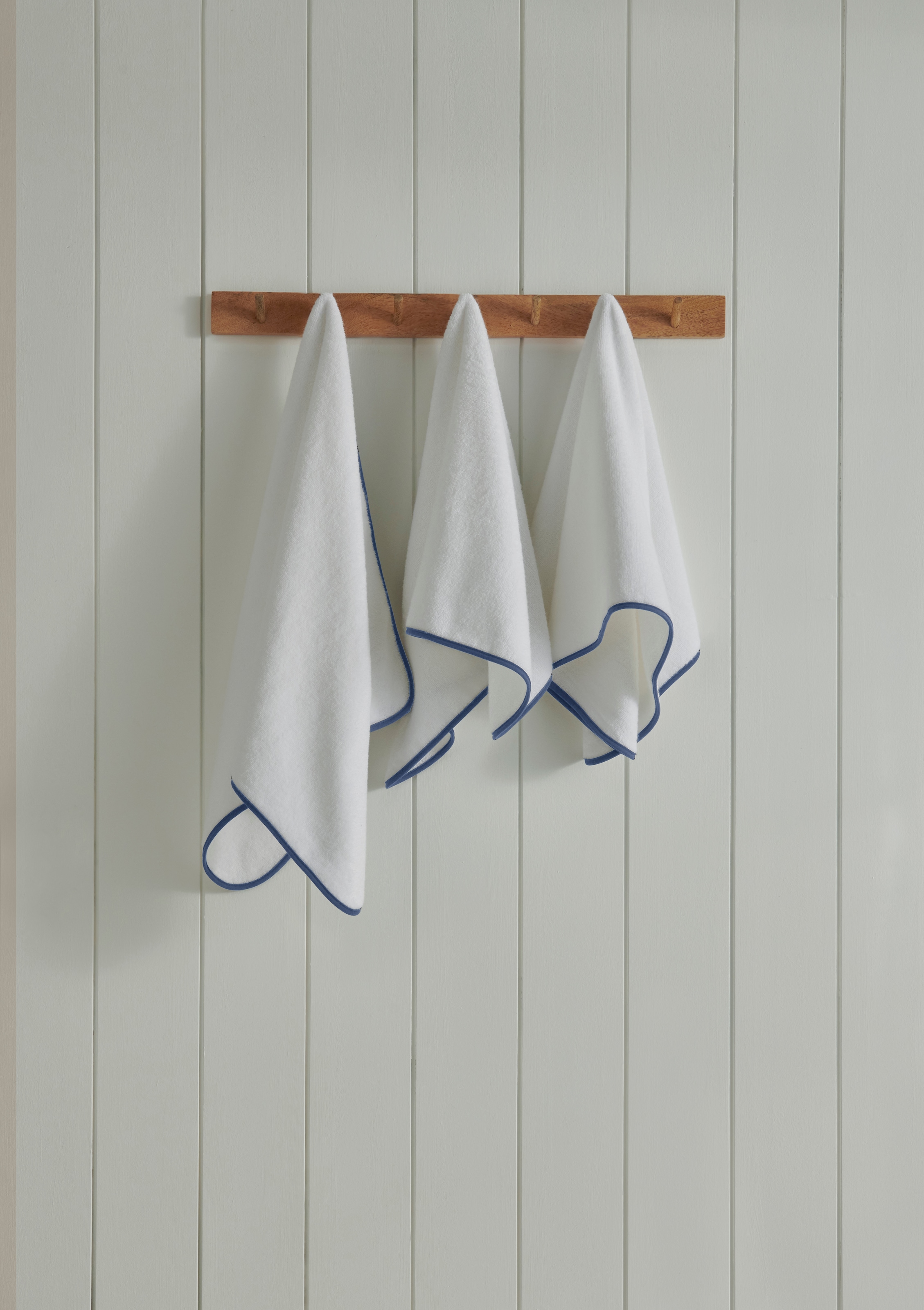Christy Set de serviettes »Christy« Ensemble 3 cuis Frottee en feutre composé de 2 serviettes (40x76 cm) et d’une serviette (50x100 cm)