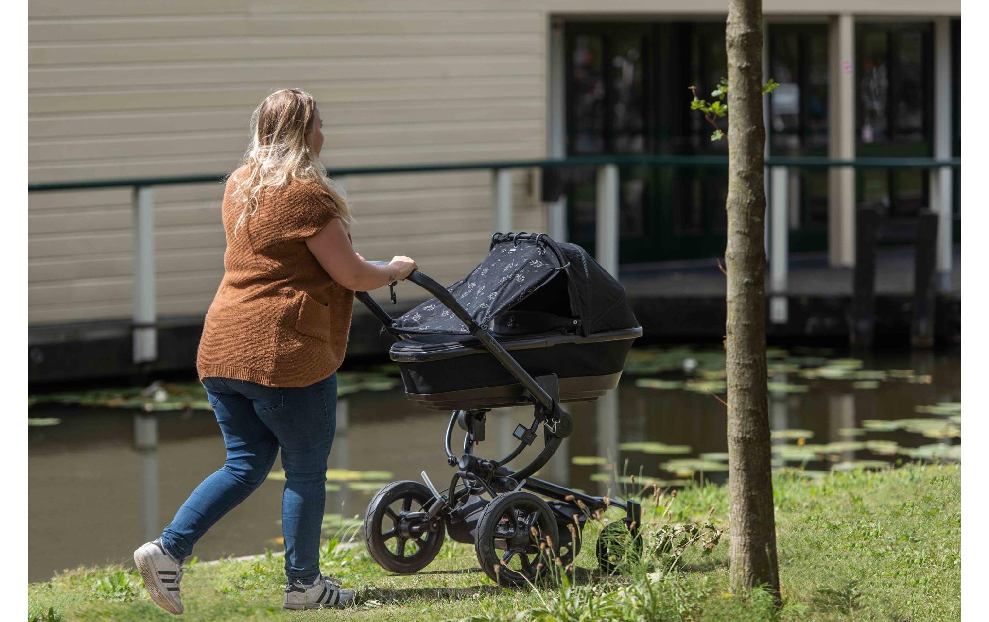 Dooky Kinderwagen-Sonnenschutzhülle »Universal Cover Romantic Leaves«