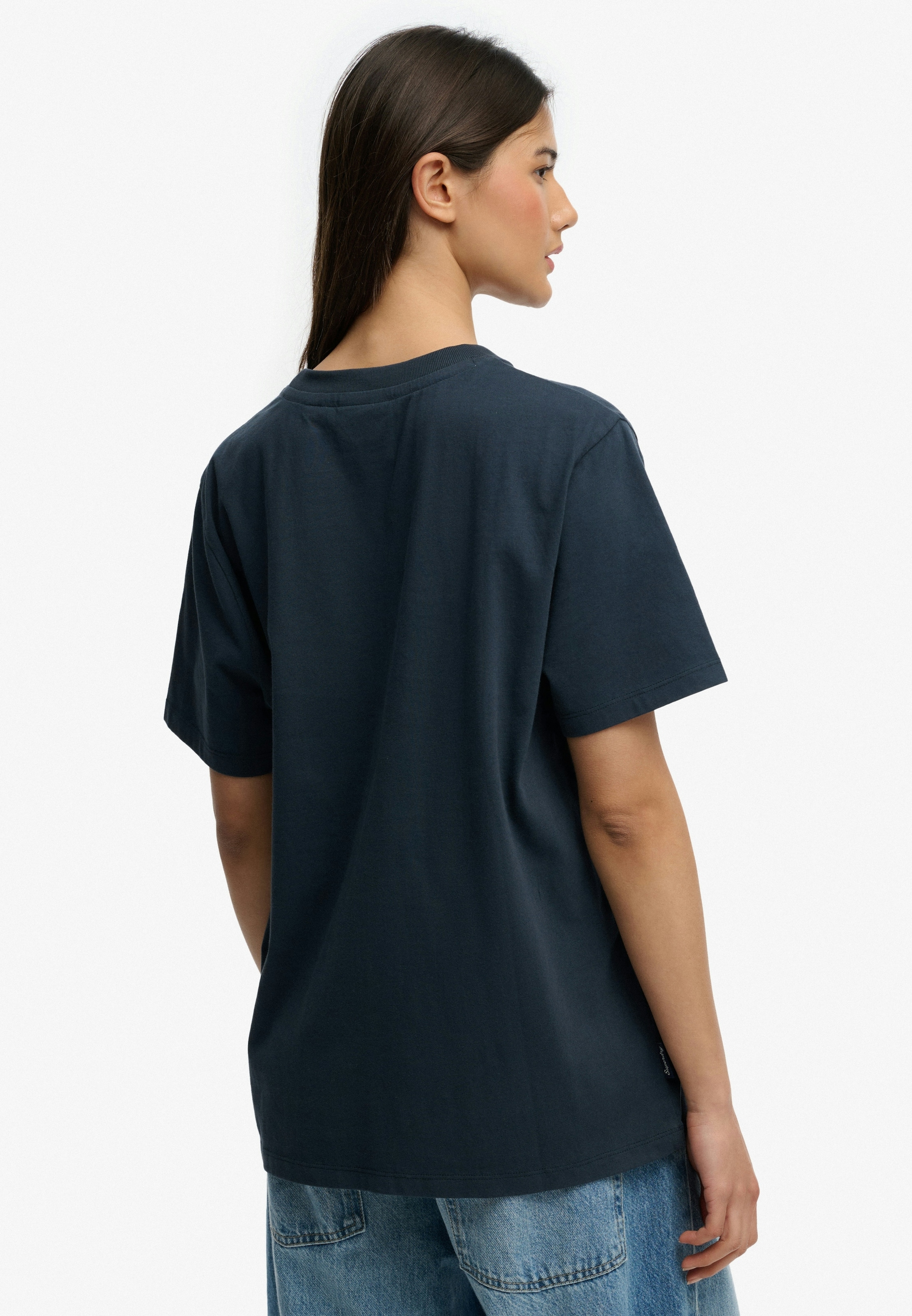 Superdry T-shirt »ESSENTIAL LOGO LOOSE TEE« avec encolure ronde, sans fermeture, coupe décontractée, manches courtes