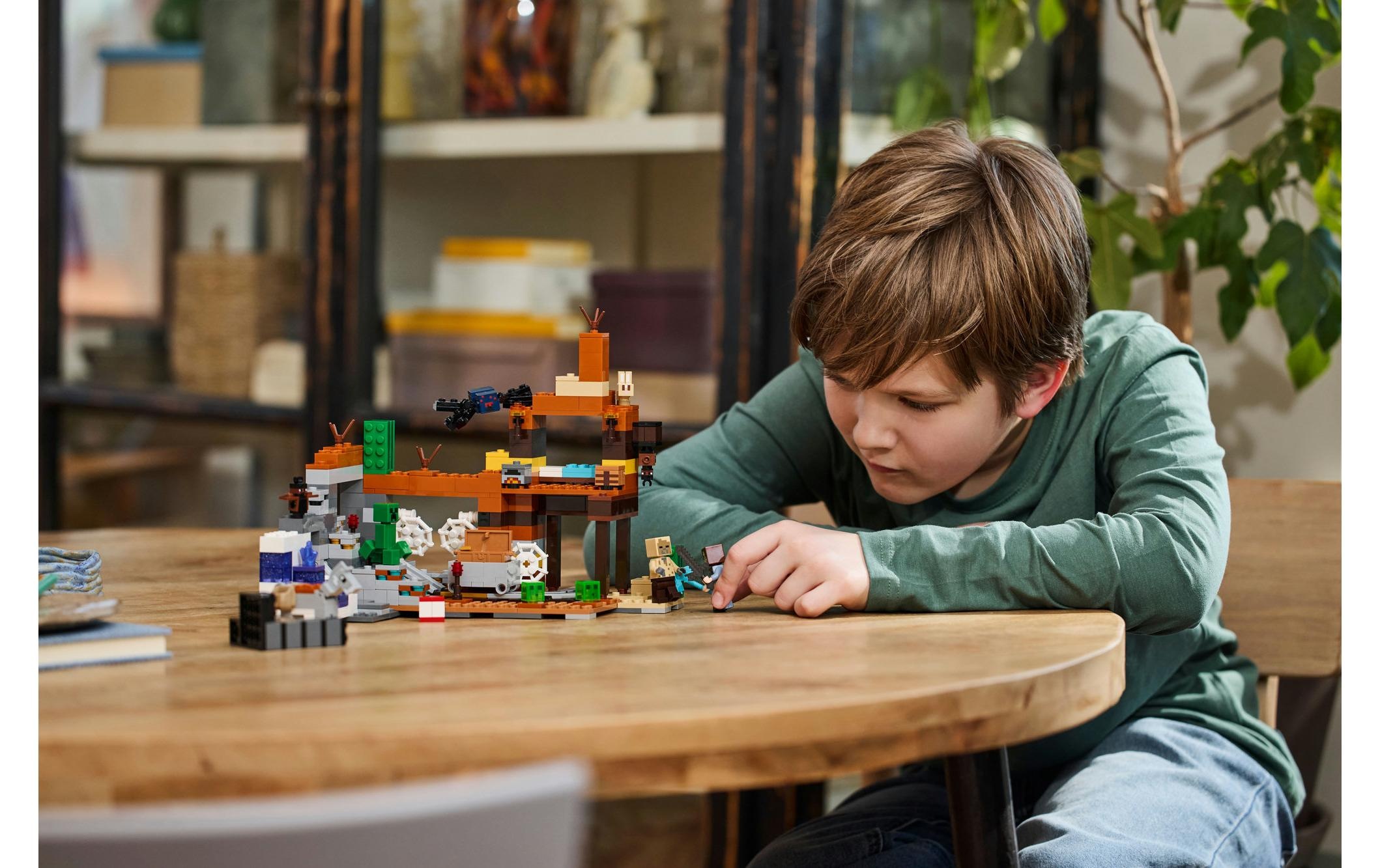 LEGO® Spielbausteine »Minecraft Die Mine in den Badlands 21263«