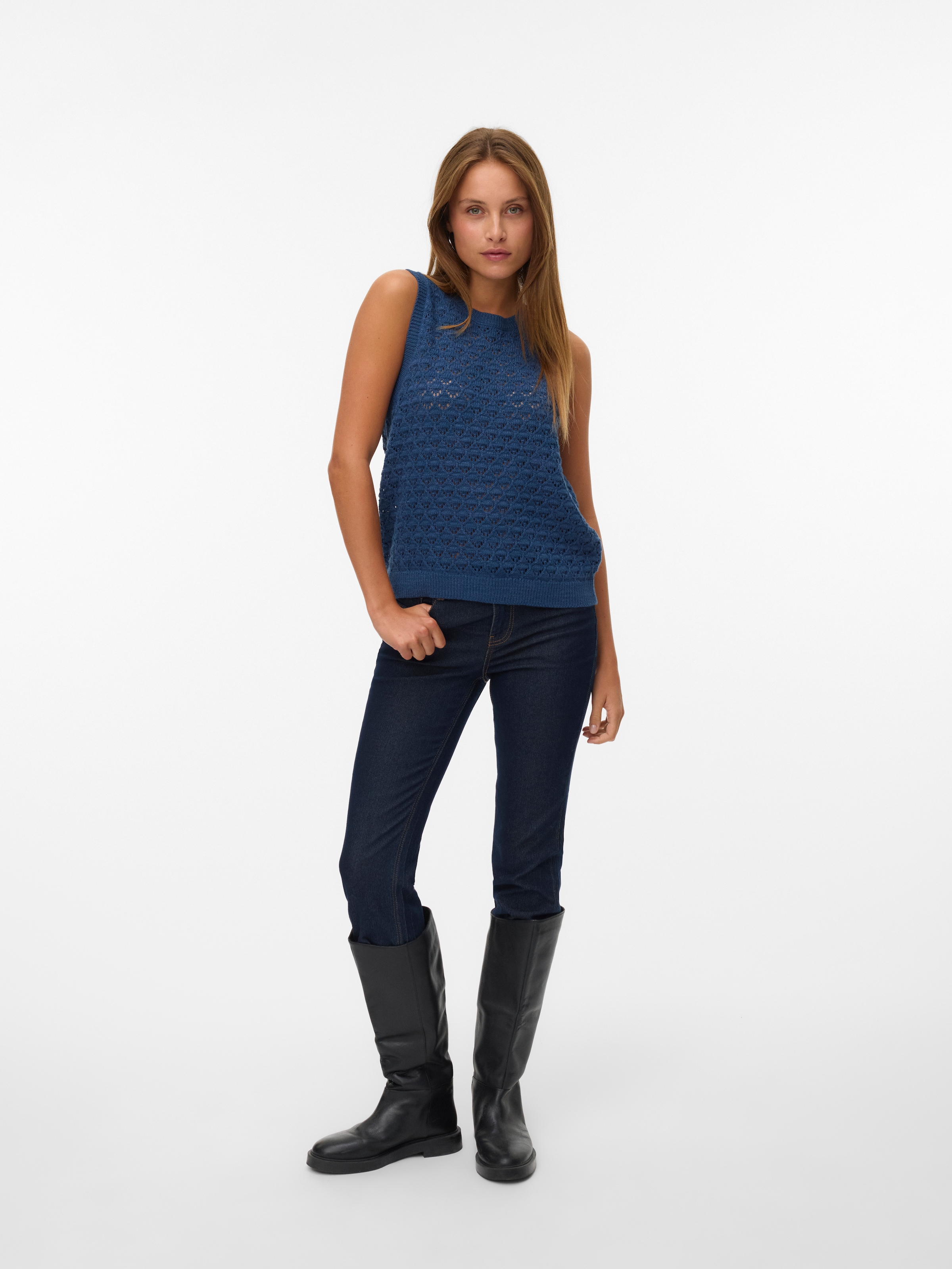 Vero Moda Top en tricot »VMJAQUELINE SL O-NECK TOP BOO« mit zartem Ajourmuster