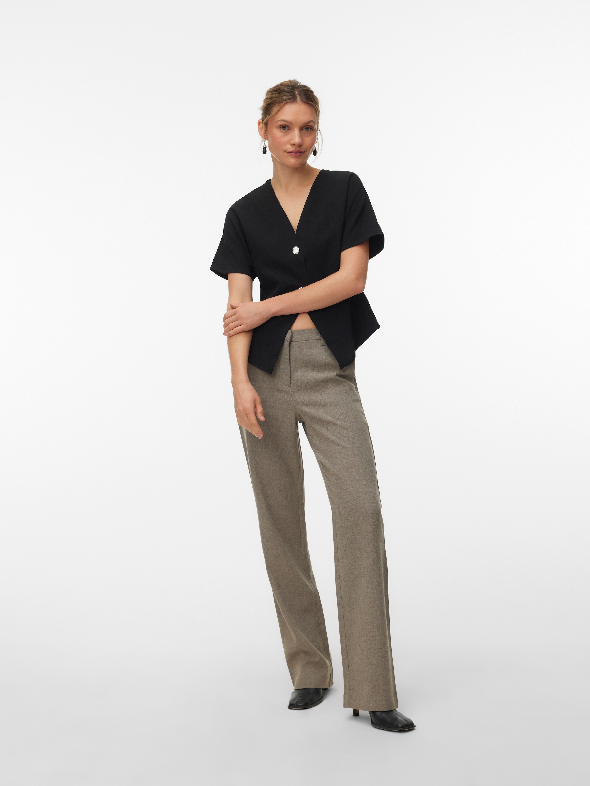 Vero Moda Pantalon de costume »VMZAMIRA BESTIE MW STRAIGHT PANT NOOS«