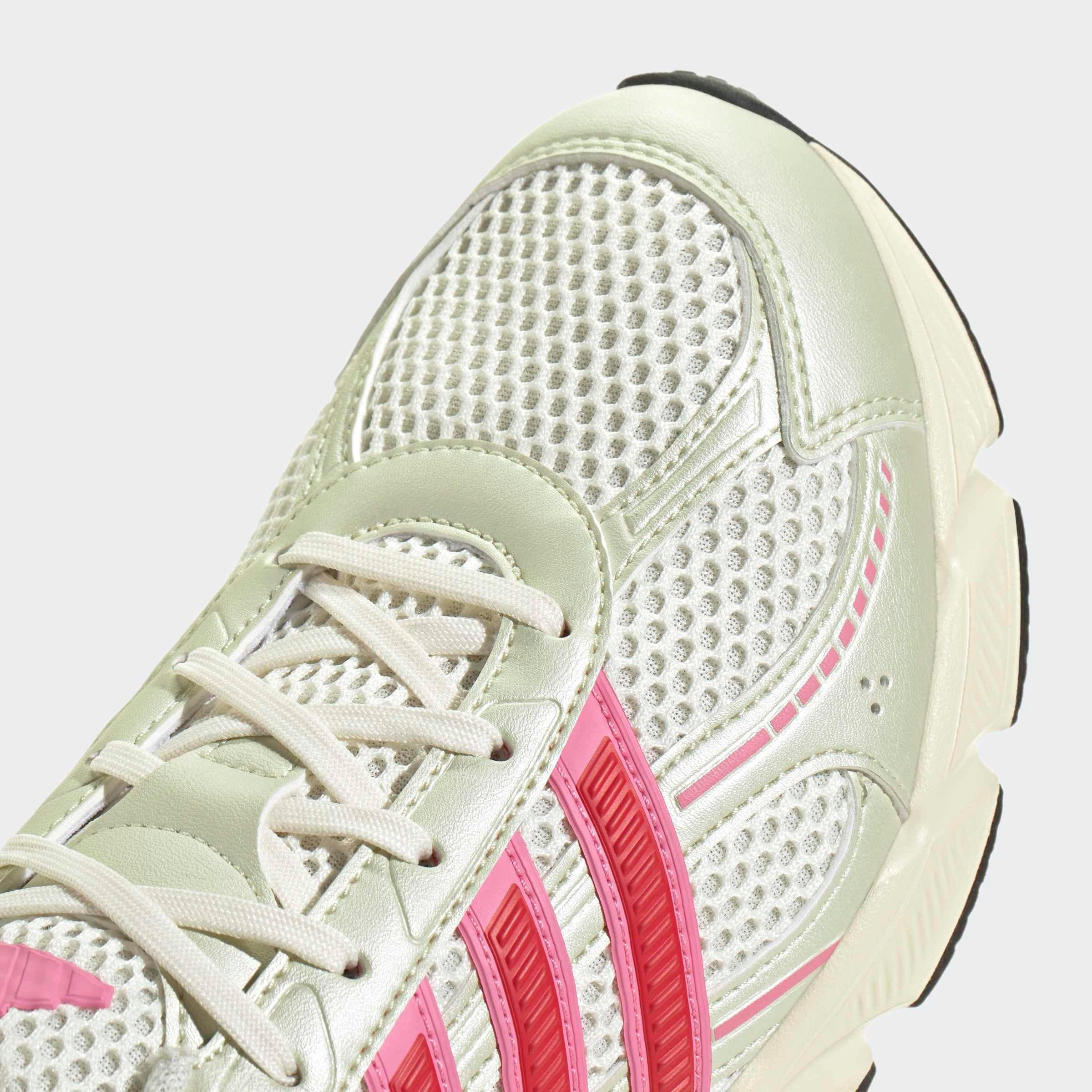 adidas Sportswear Sneakers »TECHNOCHAOS 2000«  inspiriert vom Design des adistar control