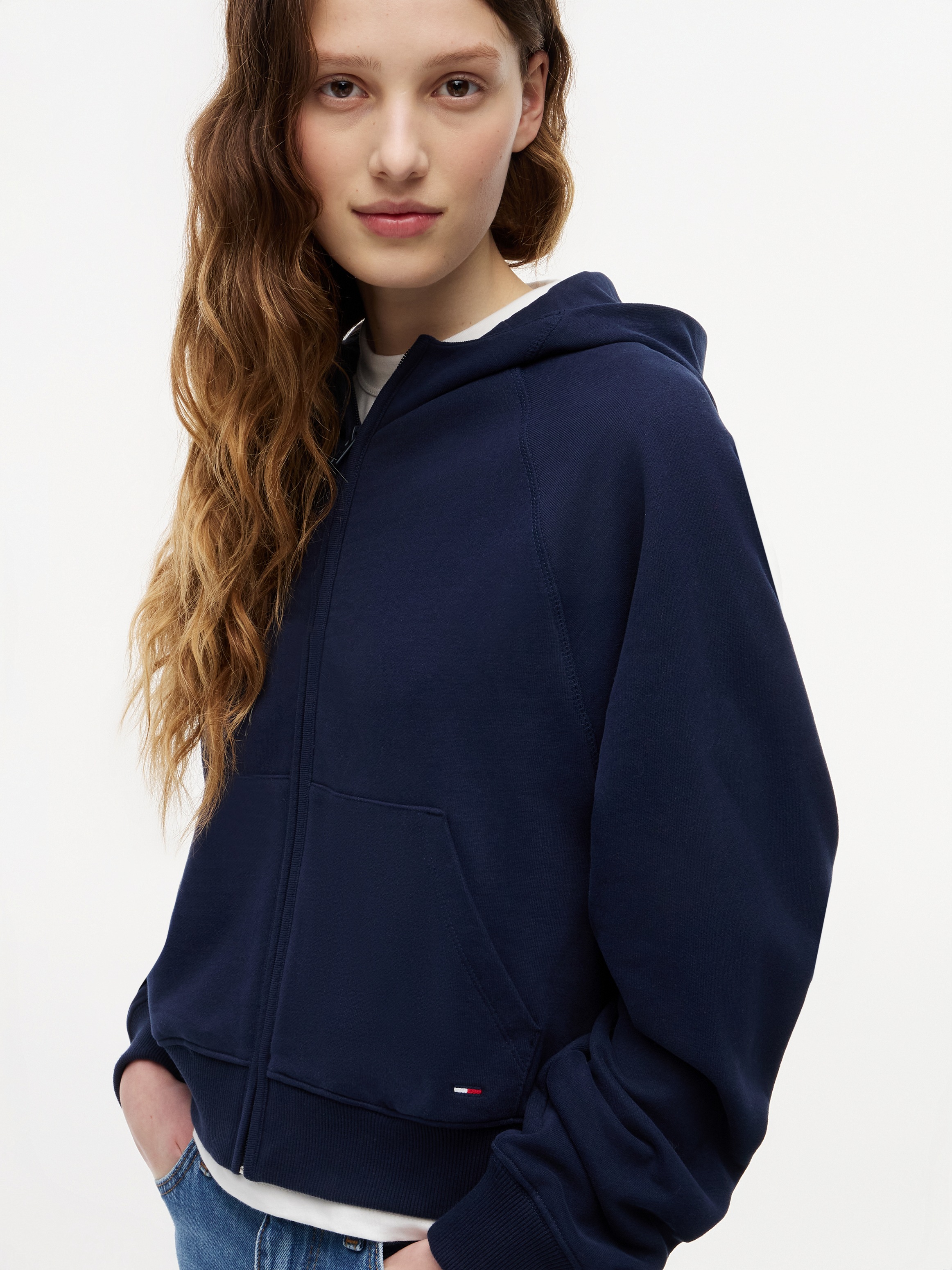 Tommy Jeans Sweat à capuche »TJW BXY S FLAG ZIP THRU HOODIE« Coton, capuche, poche kangourou