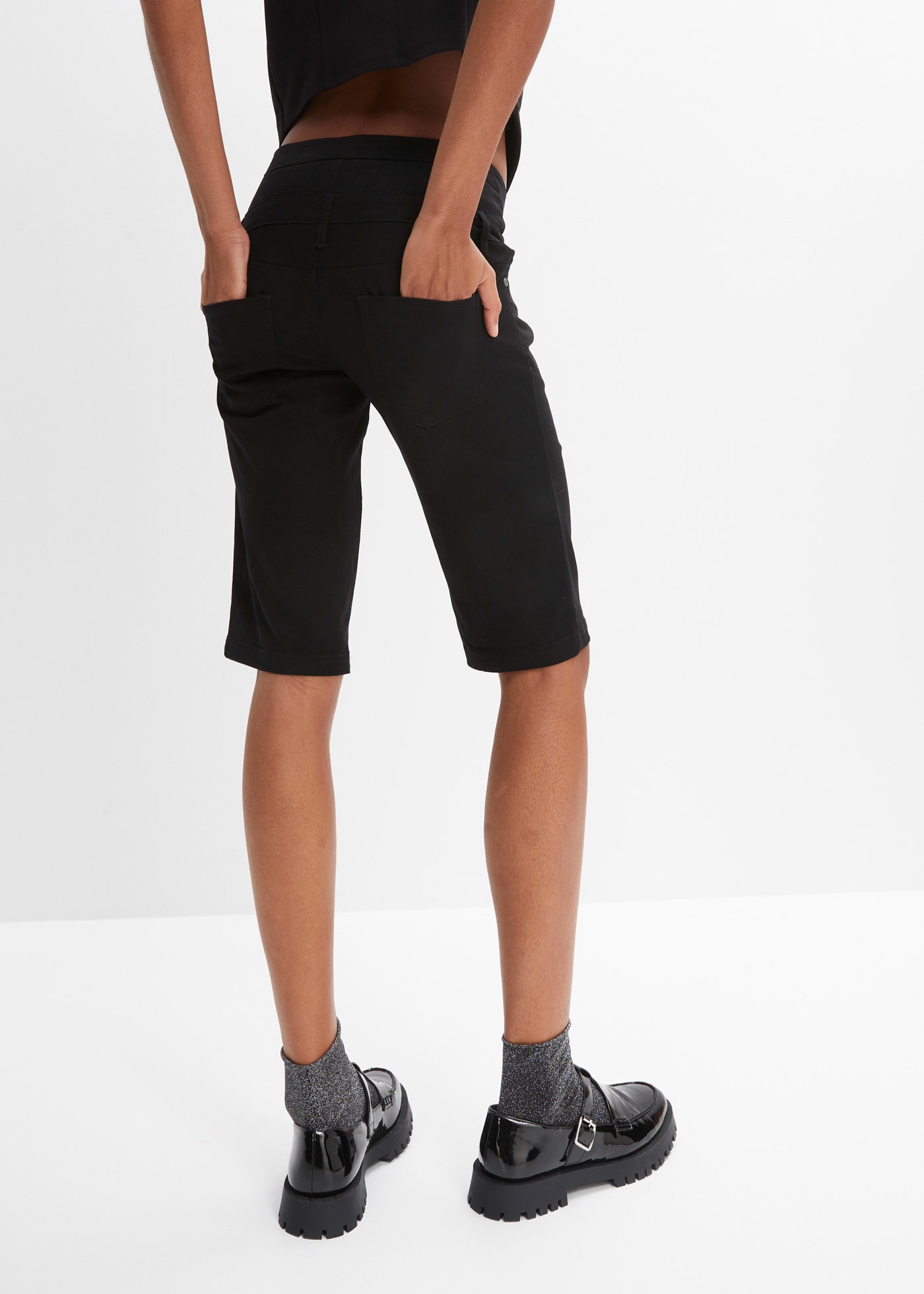 bonprix Bermuda  aus elastischem Baumwoll-Mix, Regular Fit Passform, hohe Taille