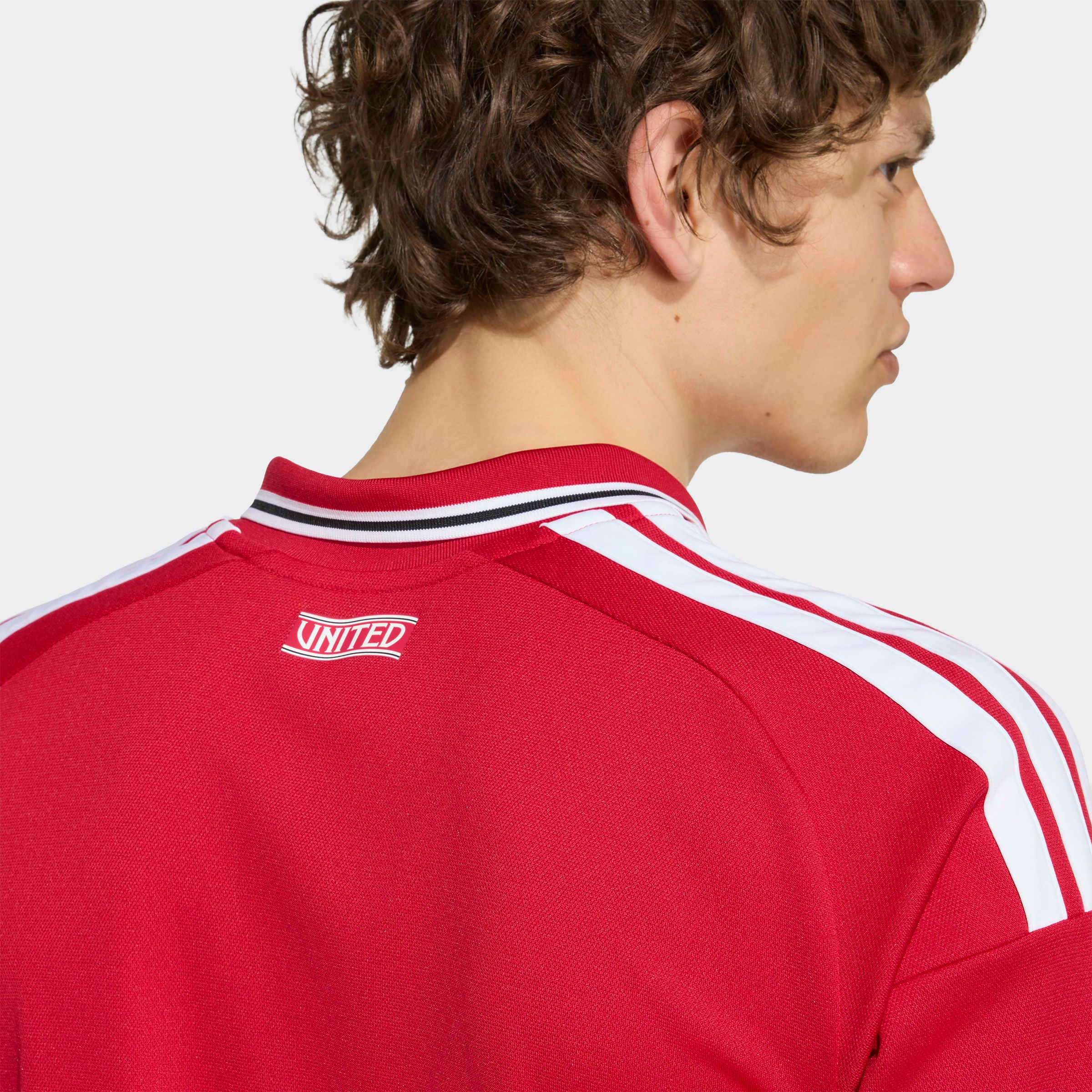 adidas Performance Maillot de foot »MUFC H JSY« mit schmaler Passform, mit gestreiftem Kragen und Bündchen