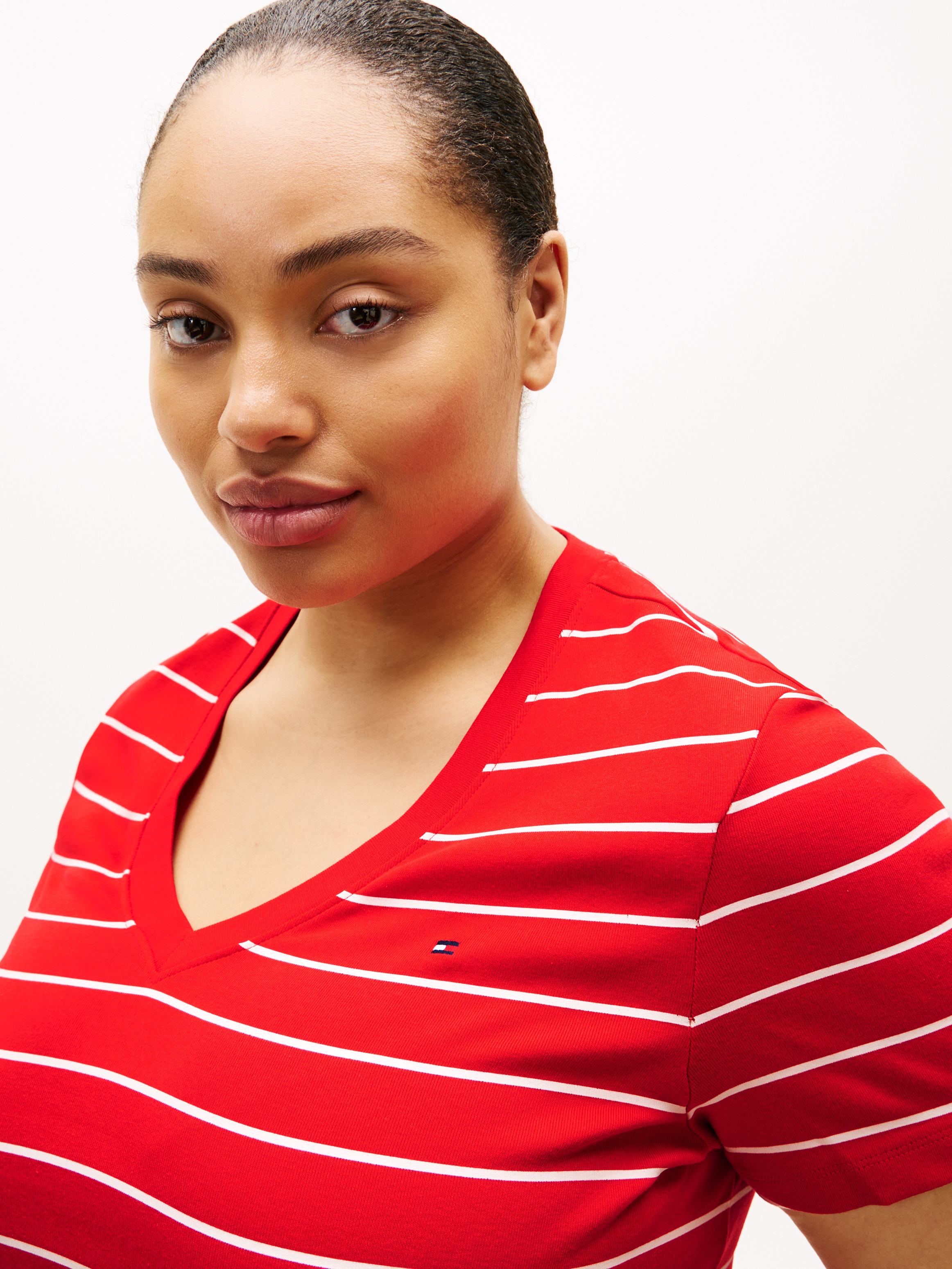 Tommy Hilfiger Curve T-shirt en V »CRV SLIM CODY V-NK SS« in grossen Grössen