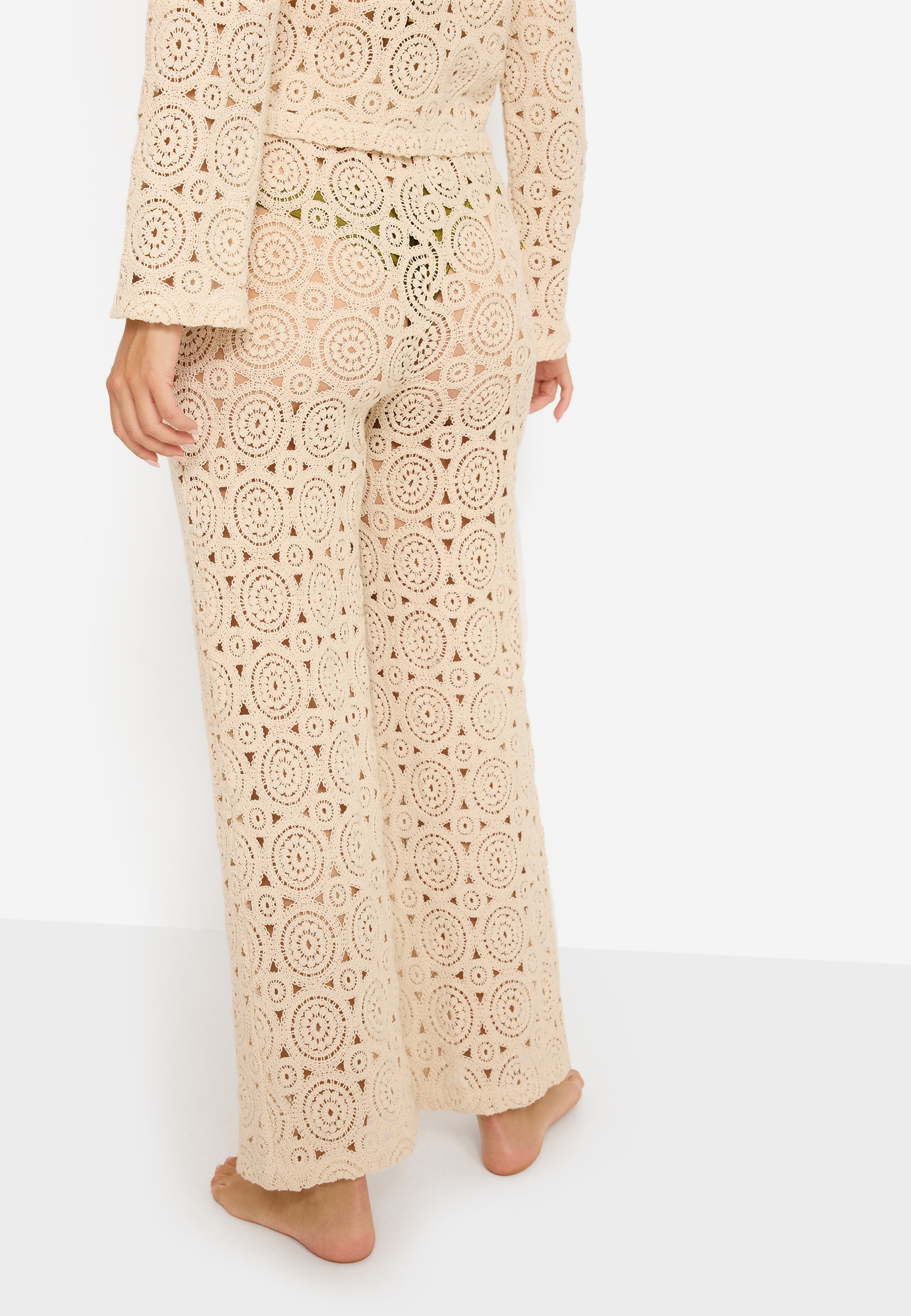 LSCN by LASCANA Pantalon de plage  aus weicher Häkelspitze mit Gummizugbund