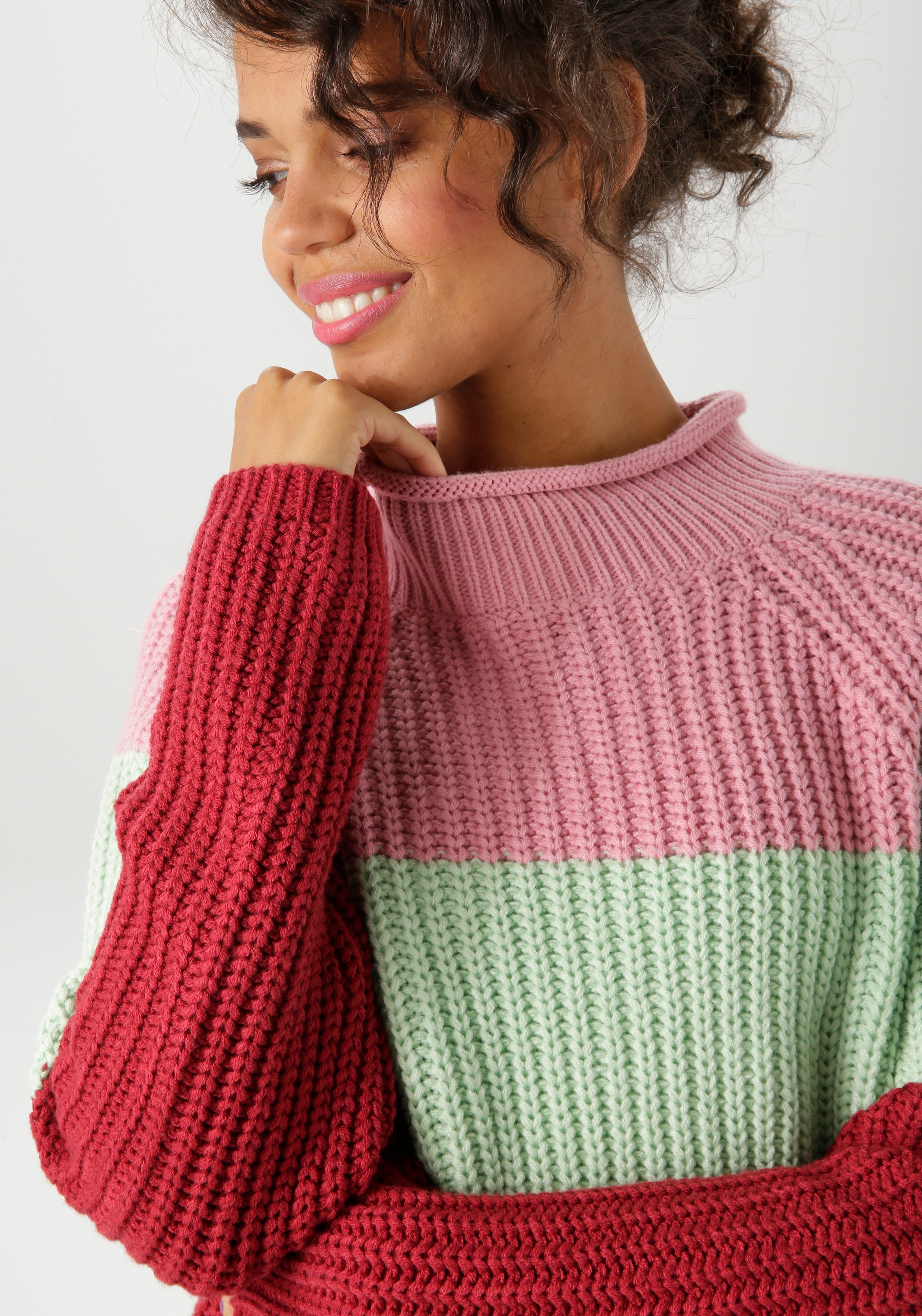 Aniston CASUAL Strickpullover im trendfarbigen Color-Blocking - NEUE KOLLEKTION