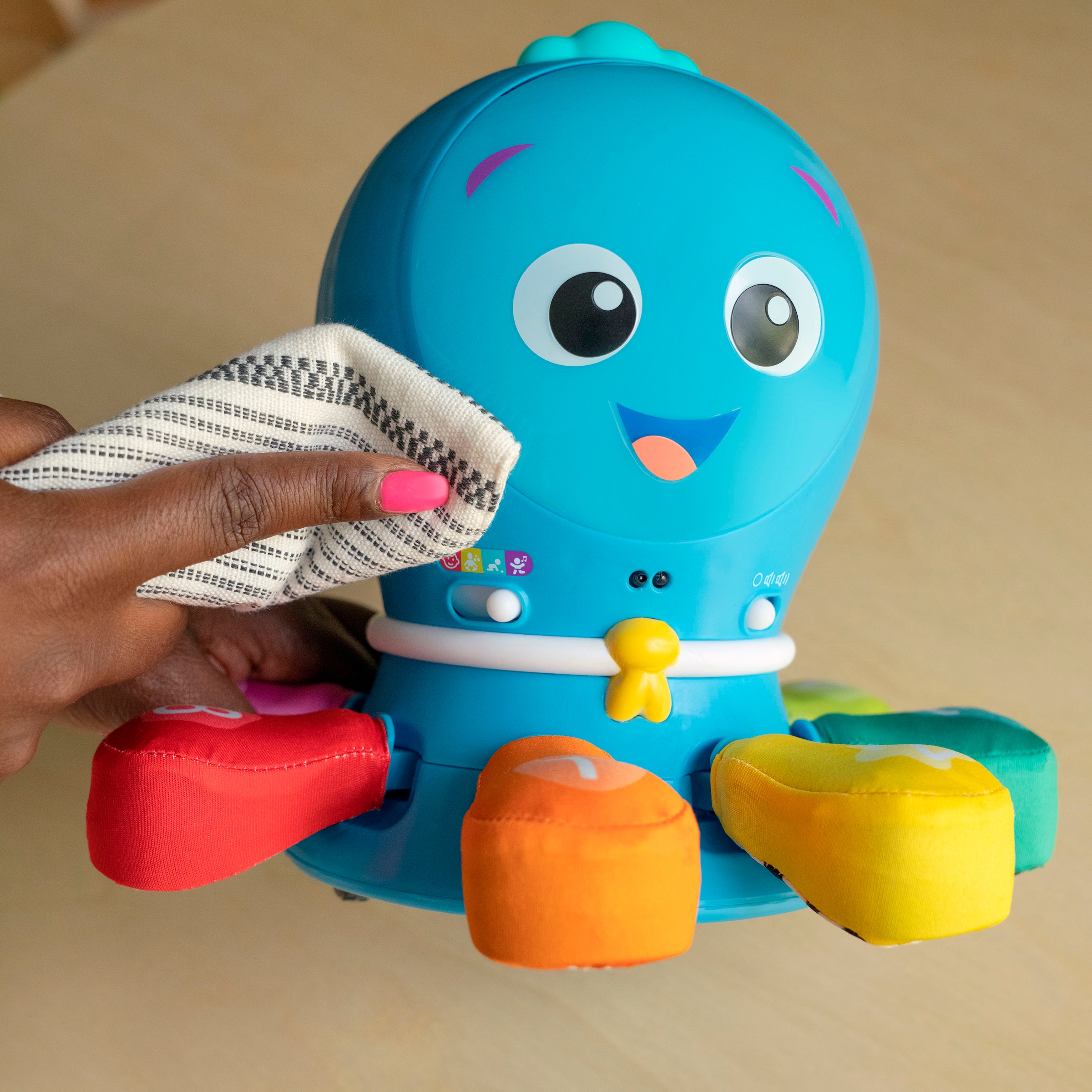 Baby Einstein Greifspielzeug »Go Opus Go™ 4-in-1 Crawl & Chase Pal« mit Sound
