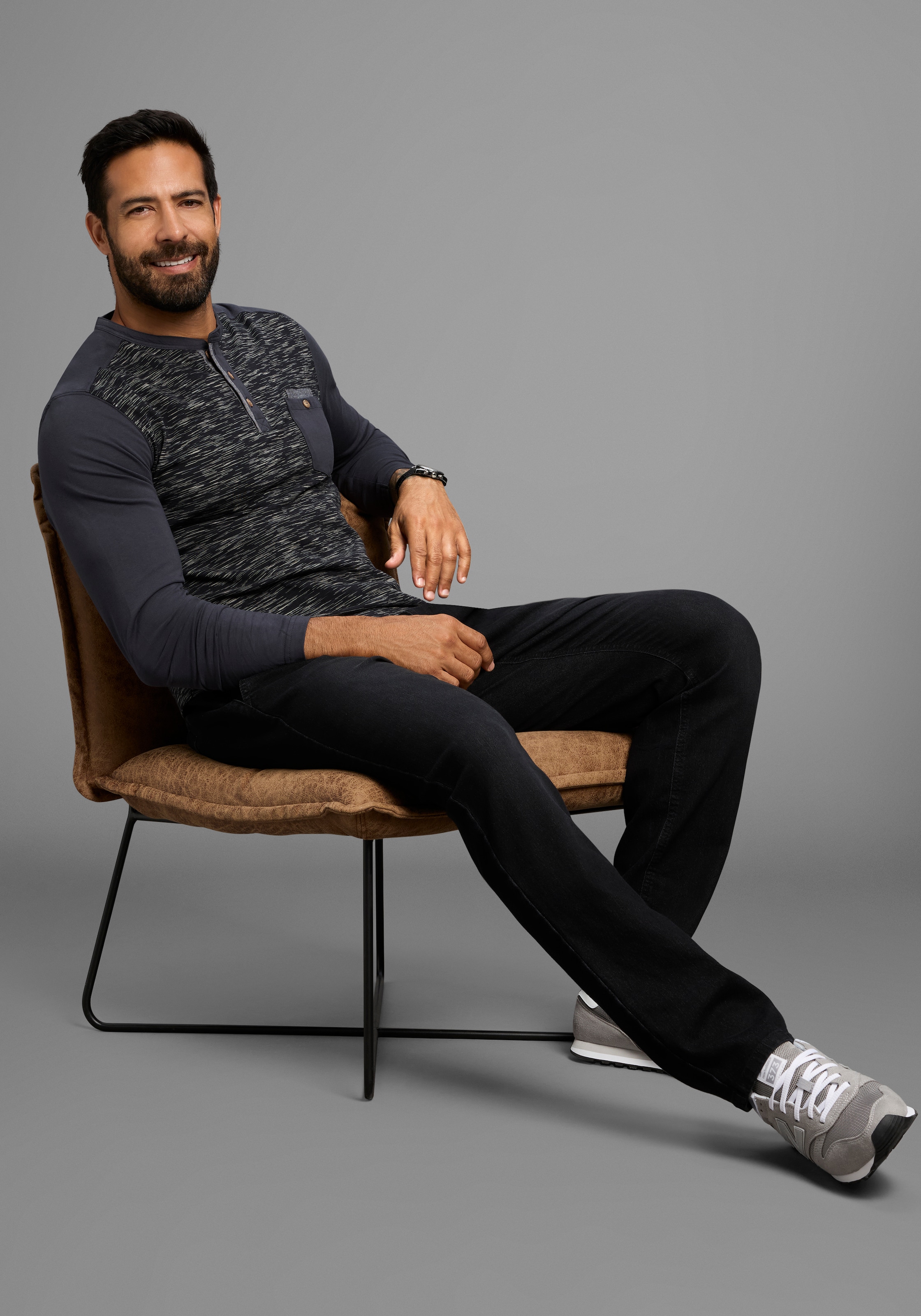 Arizona Longsleeve Langarm,  melierte Optik,  Rundhalsausschnitt mit Knopfleiste