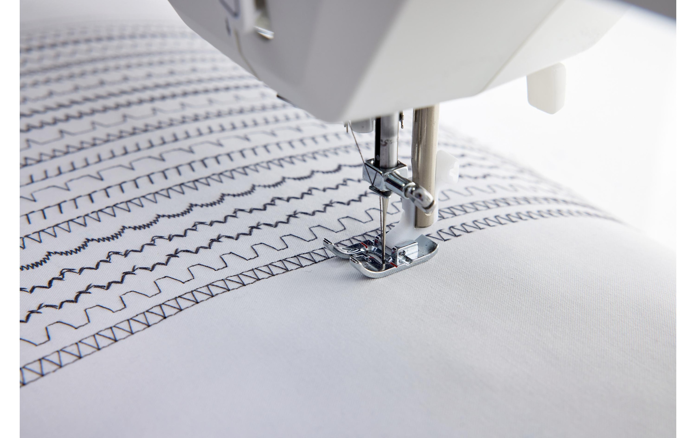 Husqvarna Nähmaschine »Onyx 15«