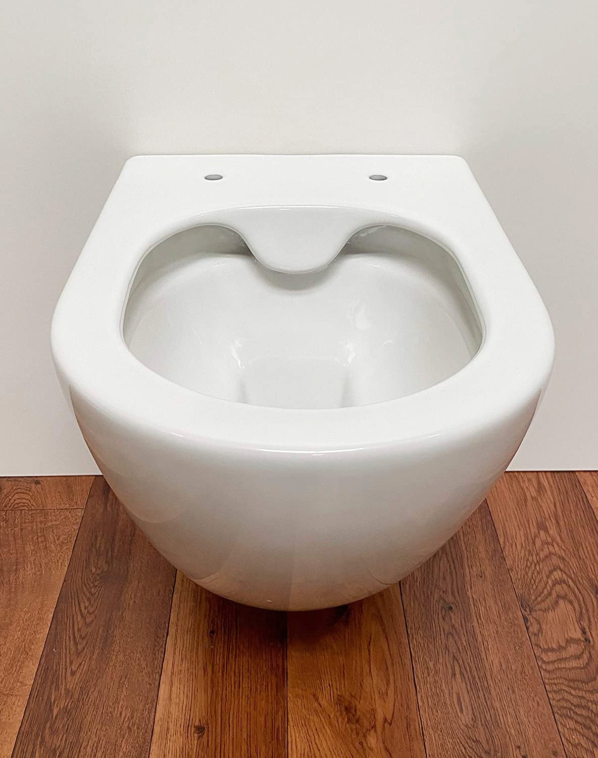 ADOB Tiefspül-WC mit passendem WC-Sitz und Absenkautomatik