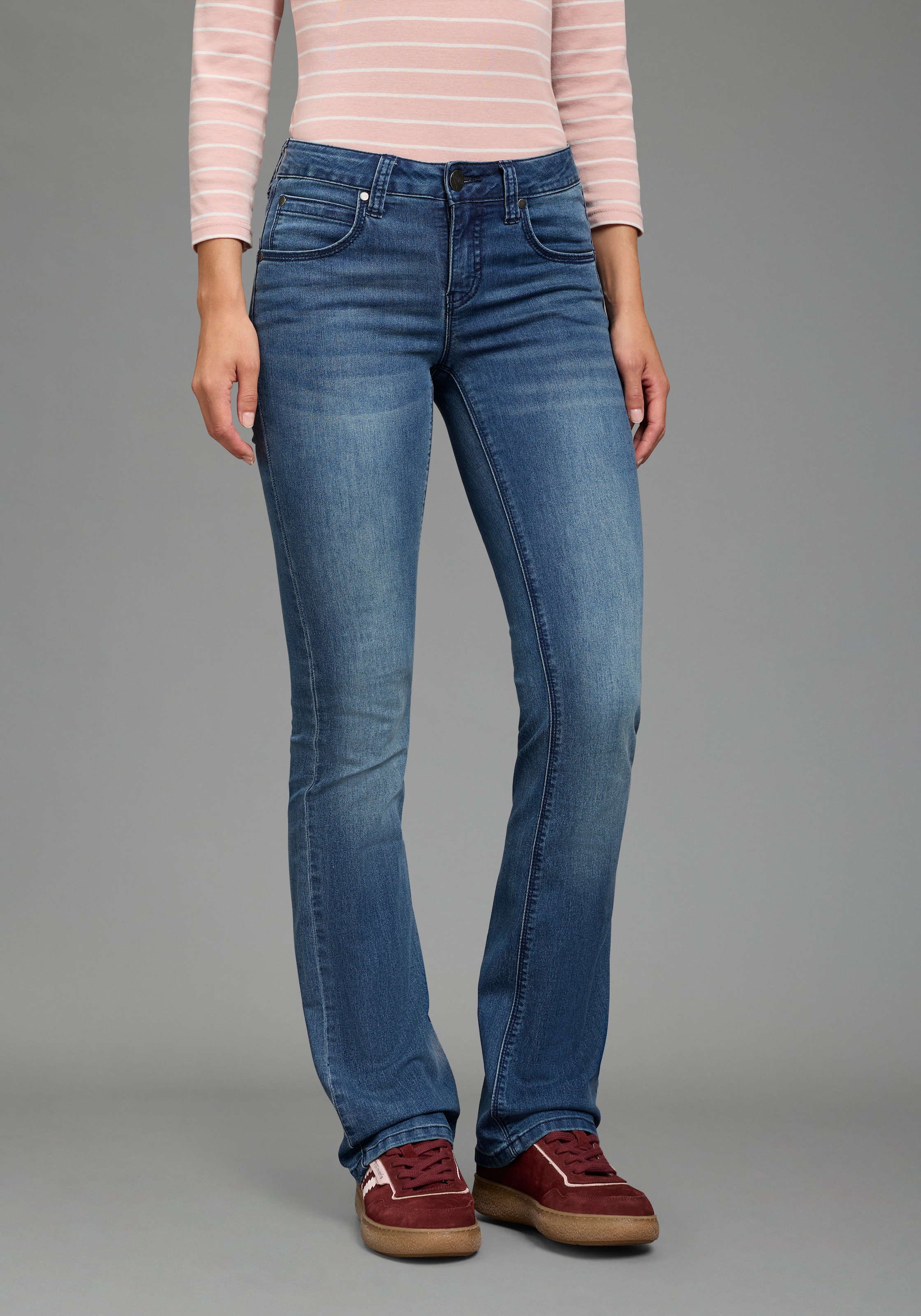 Arizona Jeans bootcut »Shaping« bootcut, coutures contrastées, lavage effet usé, taille basse