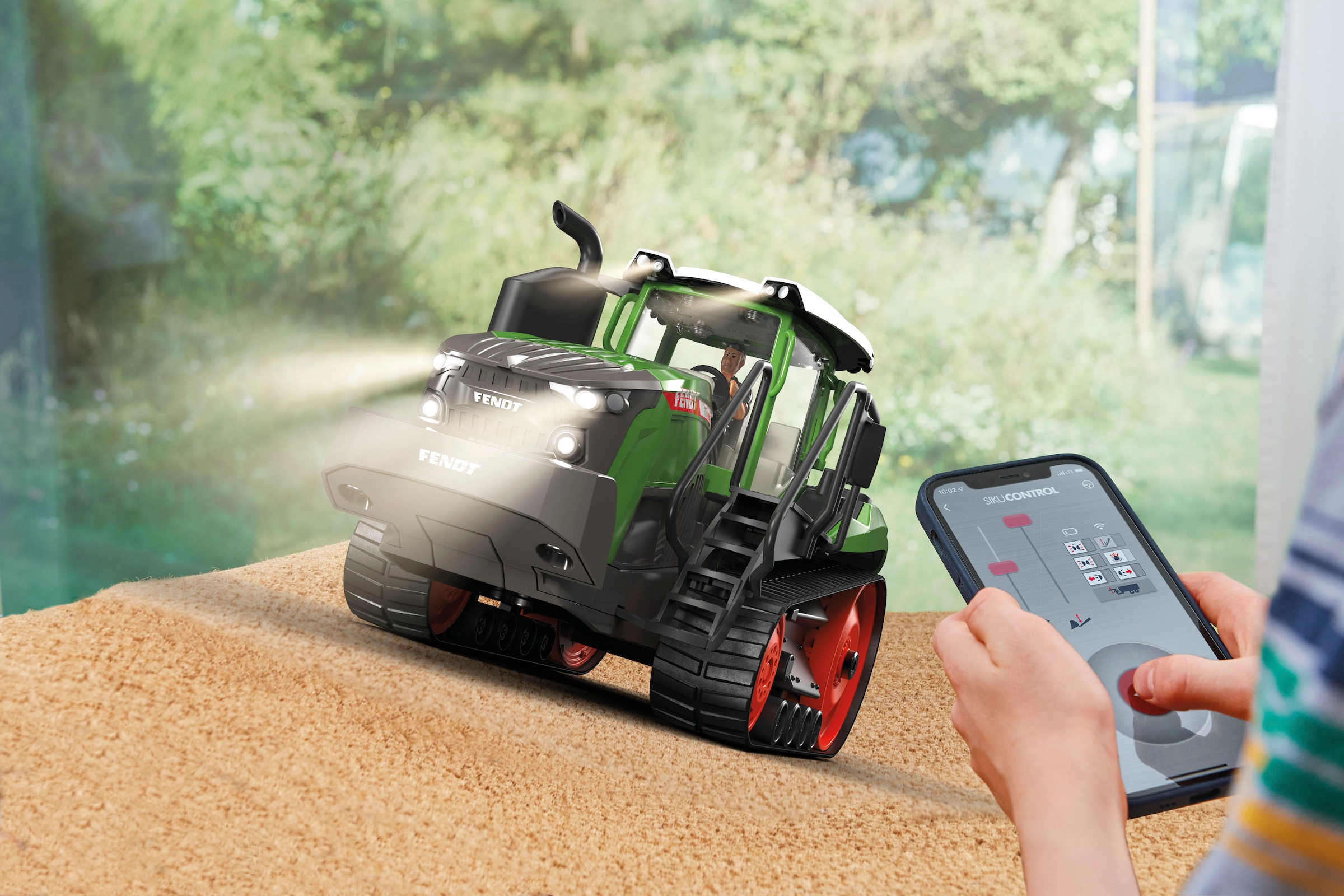 Siku RC-Traktor »SIKU Control, RC Fendt 1167 Vario MT (6790)« mit Licht und weiteren Funktionen; Made in Europe