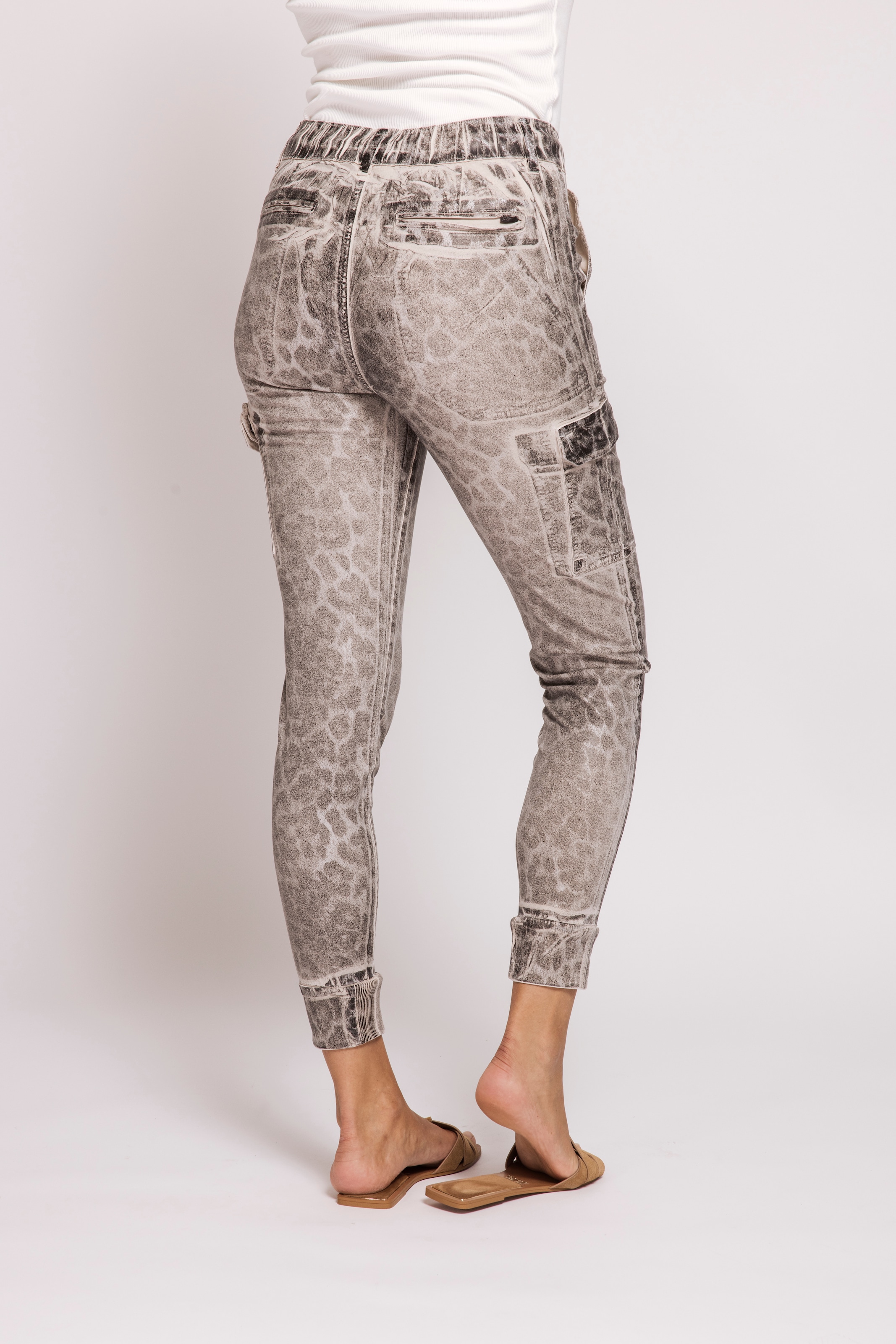 Zhrill Pantalon cargo »ZHDAISEY Leoprint«  mit Leo-Print und Stretch