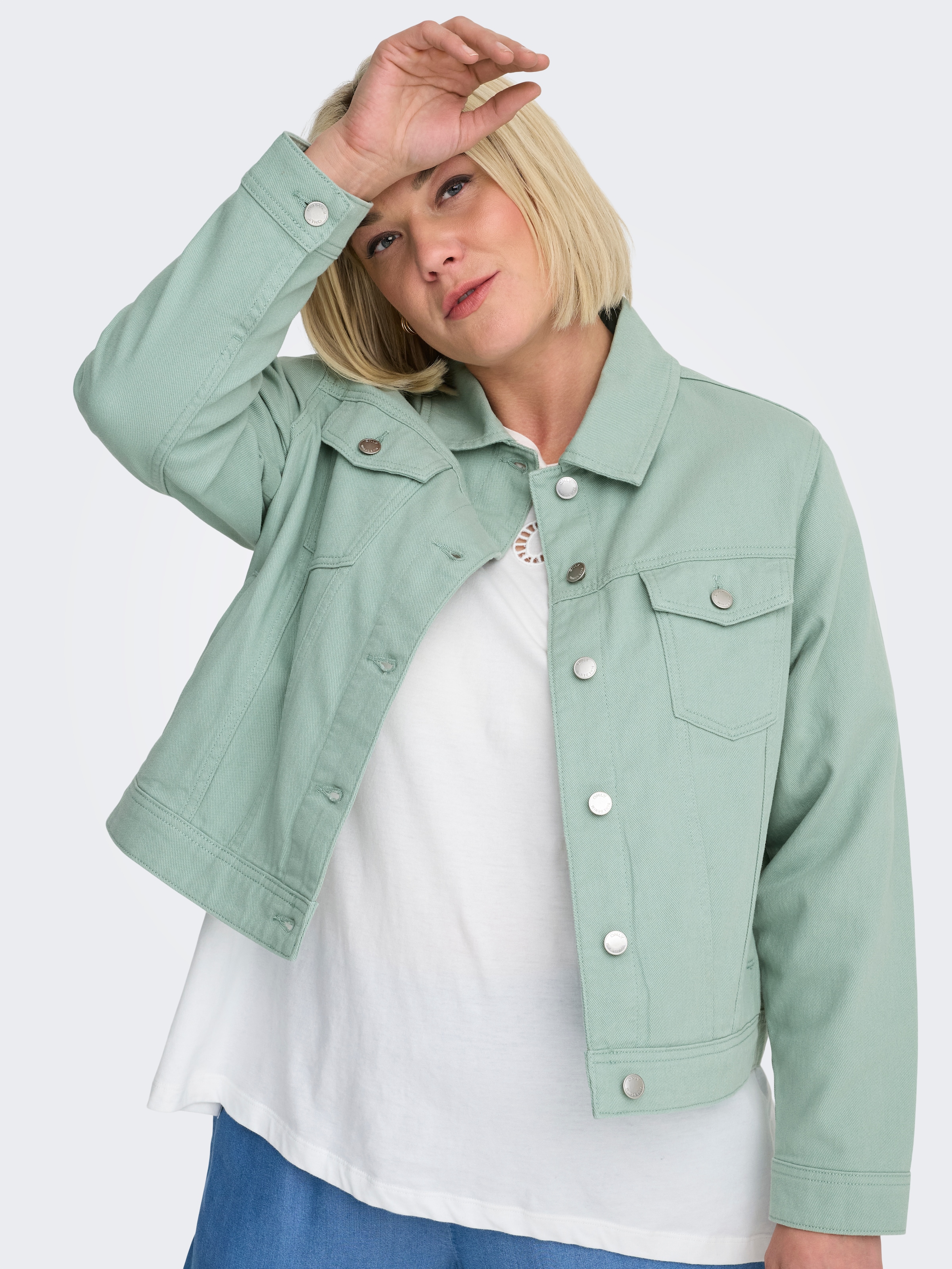ONLY CARMAKOMA Veste en jean »CARTIA L/S COLORED JACKET CC PNT«