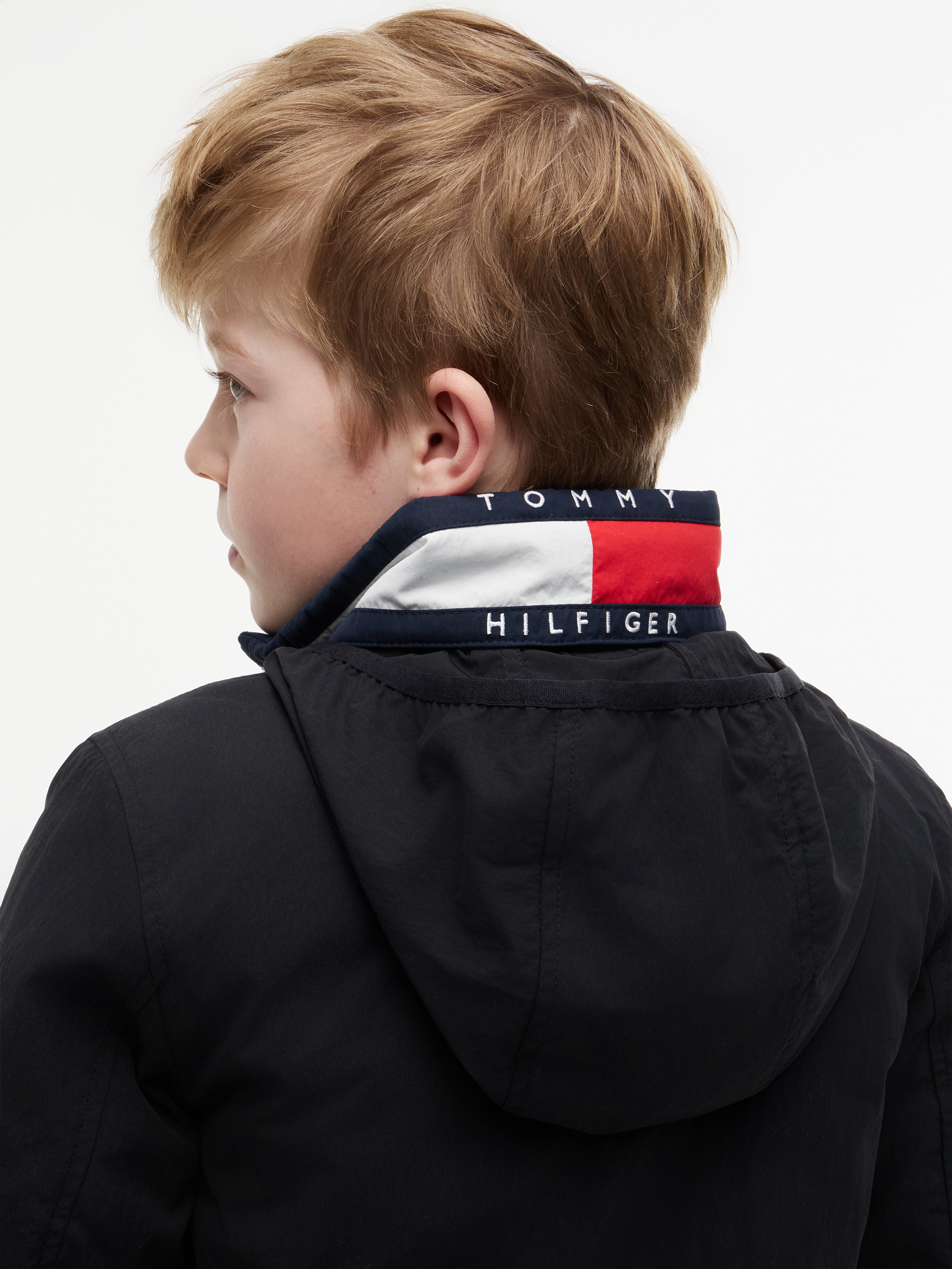 Tommy Hilfiger Blouson avec capuche Capuche dissimulable dans le col, coupe Regular, enfants jusqu'à 16 ans