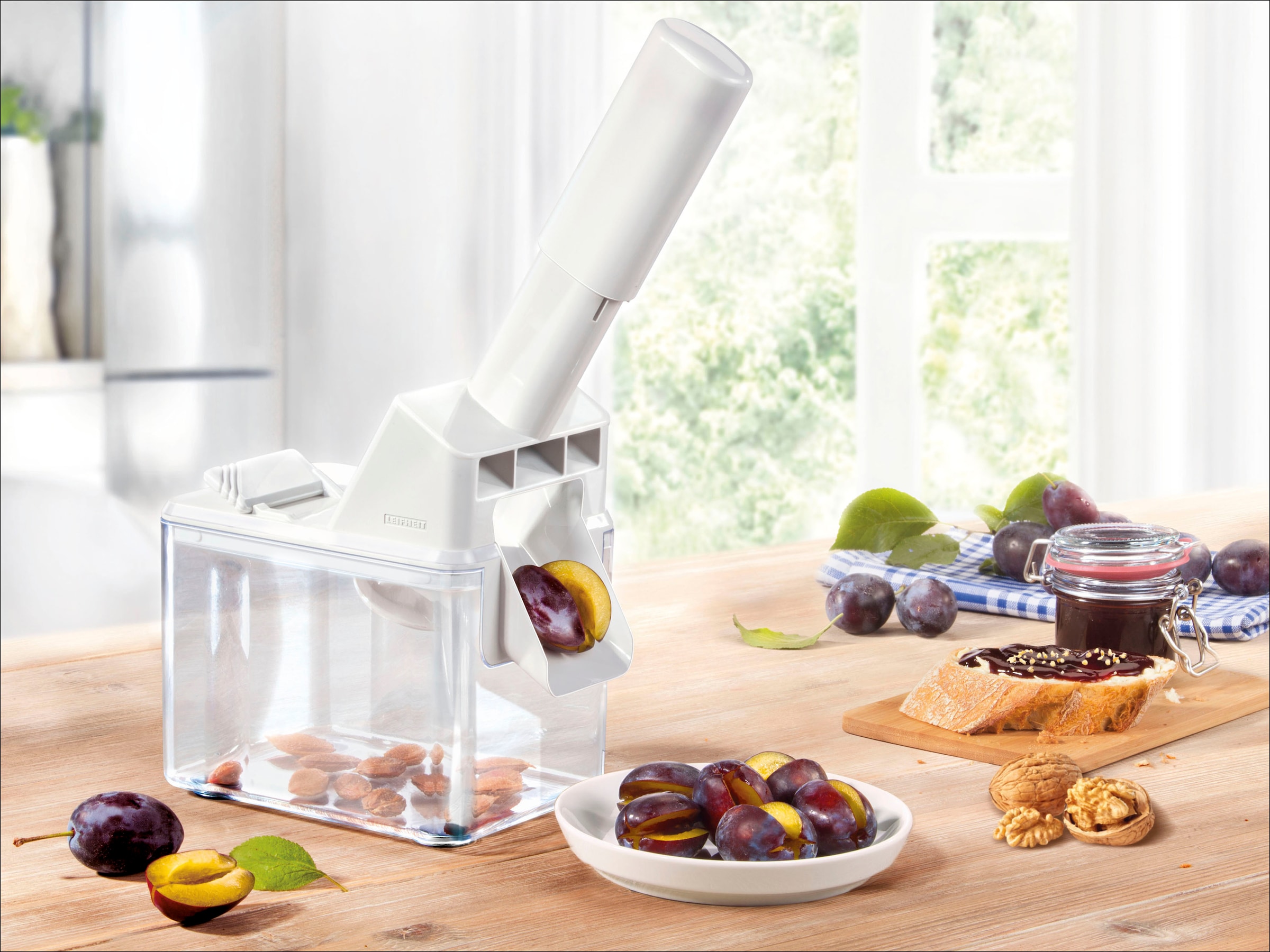 Leifheit Entsteiner »Pflaumen-Entsteiner« auch ideal für Mirabellen geeignet