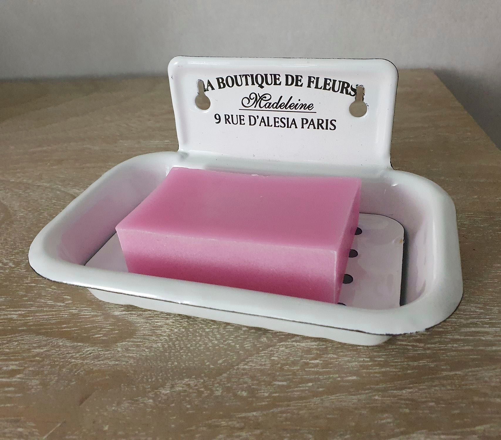 Ambiente Haus Dekoschale »Seifenteller aus Emaille in Antikweiss«