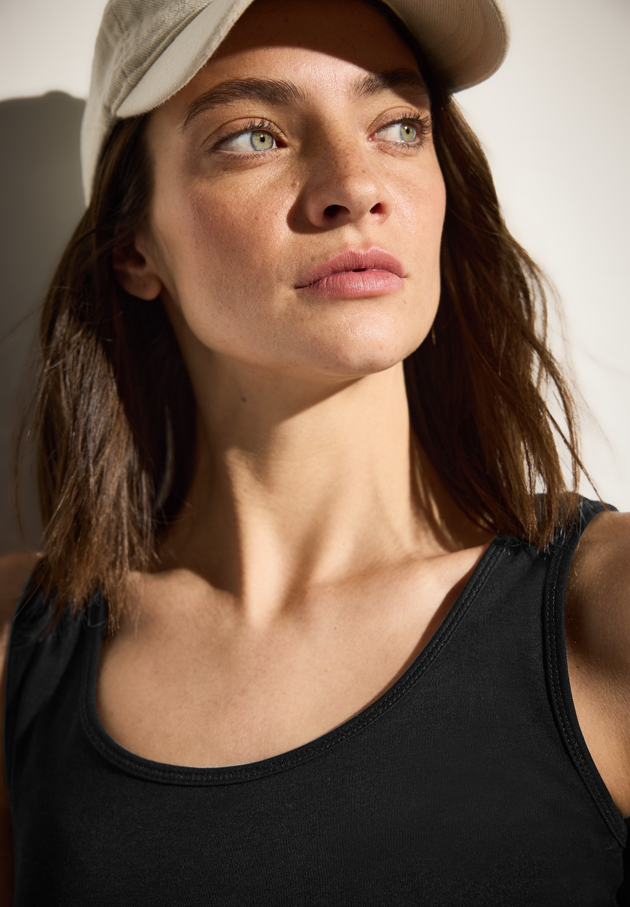 Cecil Top à bretelles »Style Linda« mit tiefem Rundhalsausschnitt