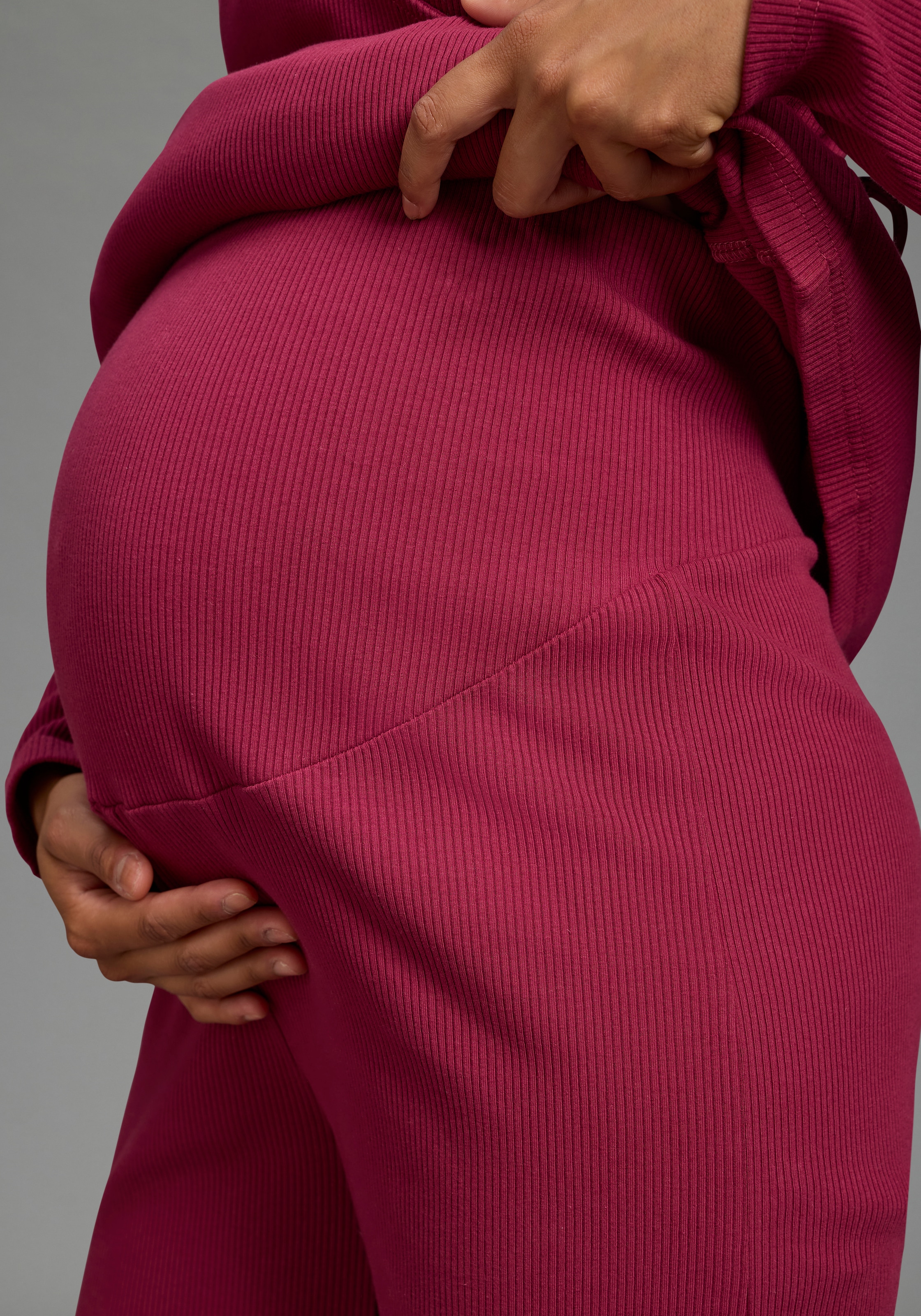 Neun Monate Pantalon de grossesse »Weite Jerseyhose für Schwangerschaft & Stillzeit, elastische Rippware«  Pantalon de grossesse en tissu côtelé avec jambes larges