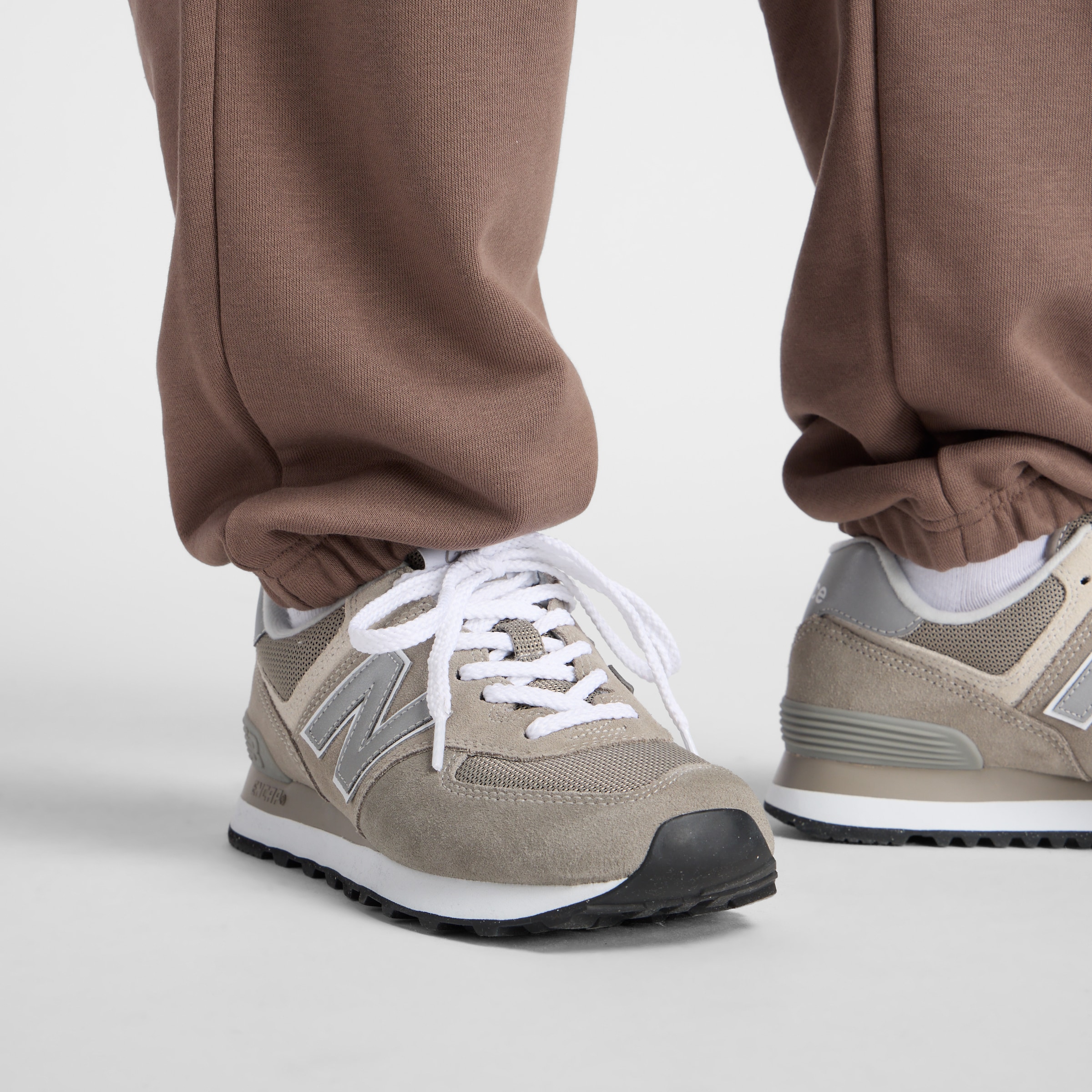 New Balance Jogginghose »SPORT ESSENTIALS FRENCH TERRY JOGGER«  lockere Passform