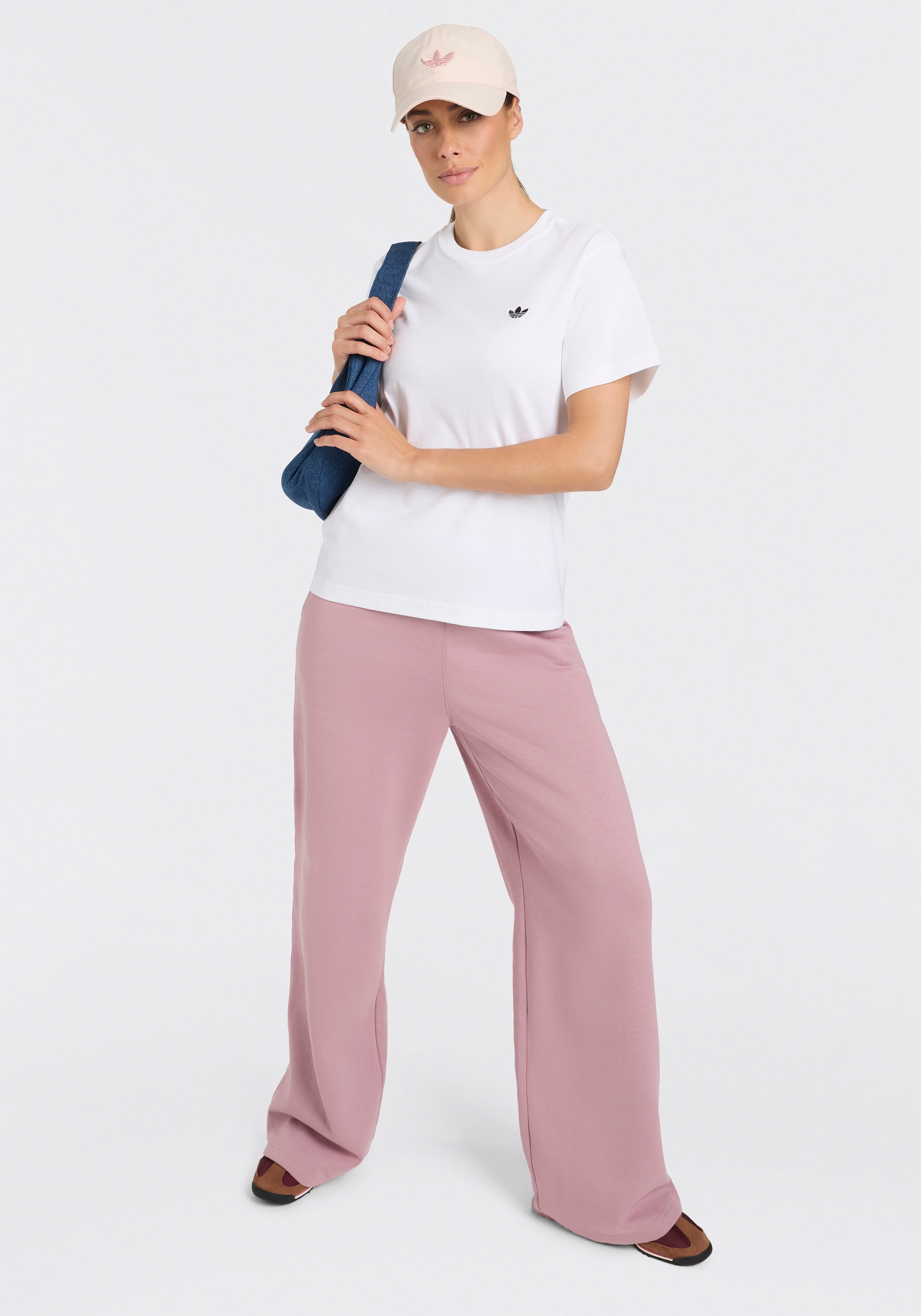 adidas Originals Sporthose »ESSENTIALS, WEITES BEIN«  für Erwachsene, sportlicher Stil, aus Baumwolle und Polyester
