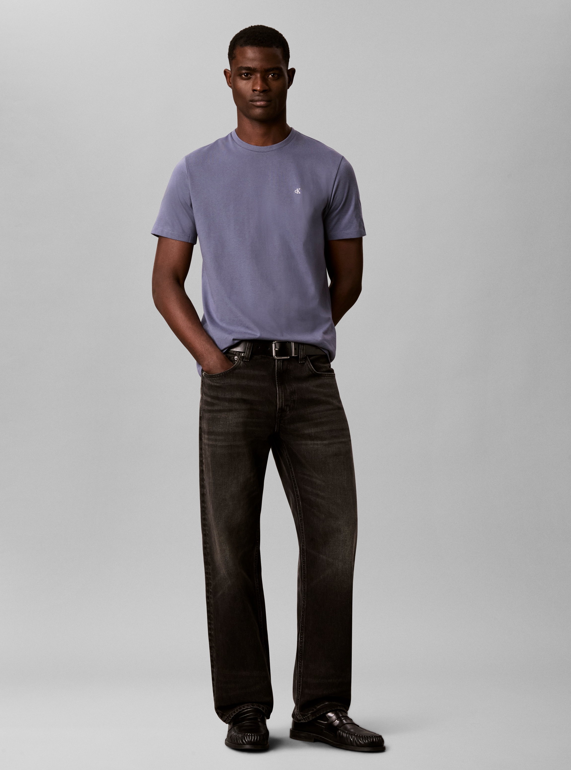 Calvin Klein T-shirt »CLASSIC MONOGRAM TEE« Coupe régulière avec col rond