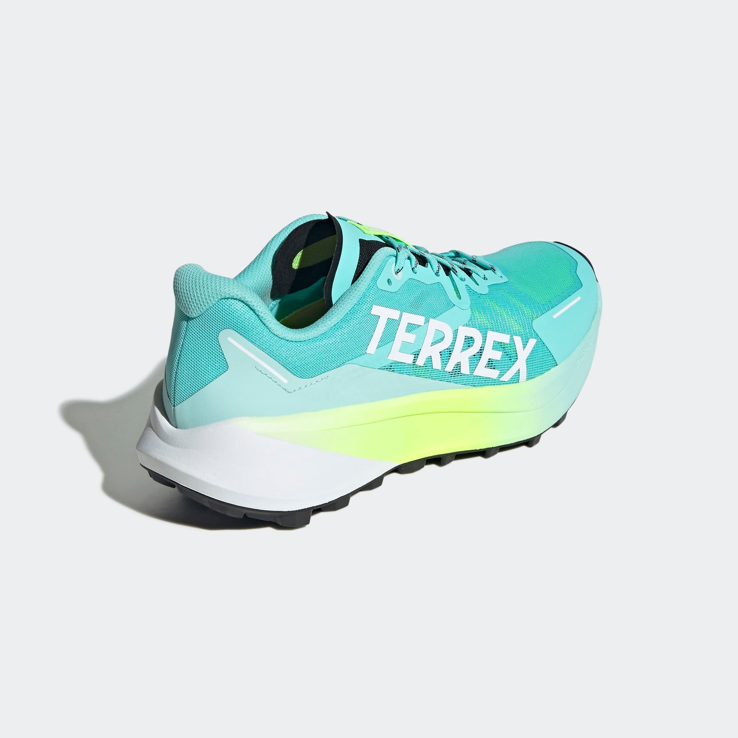 adidas TERREX Trailrunningschuh »AGRAVIC 3«  Trail-Runningschuhe