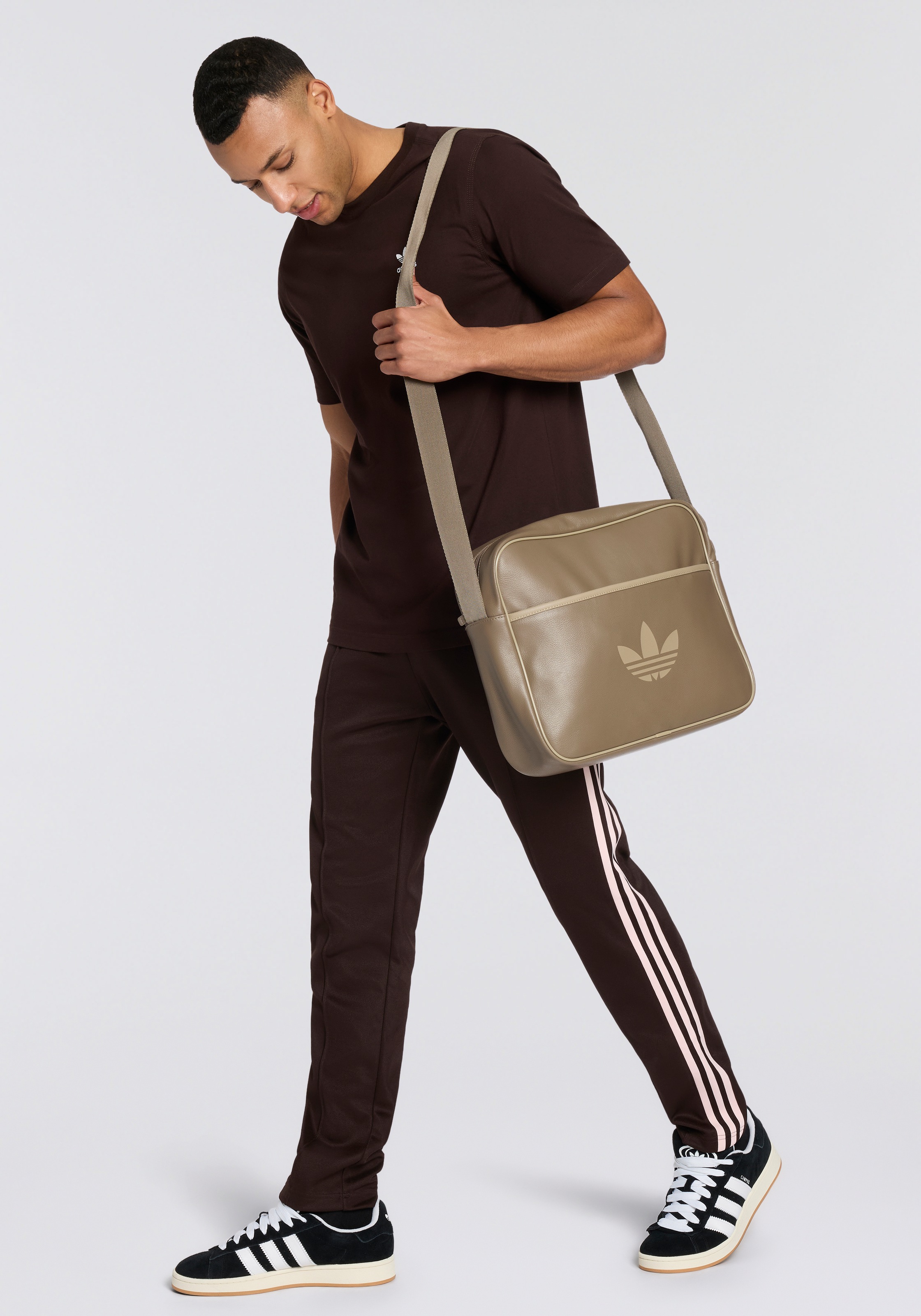 adidas Originals Sac de sport »AIRLINER« Schultertasche im angesagten Retrolook