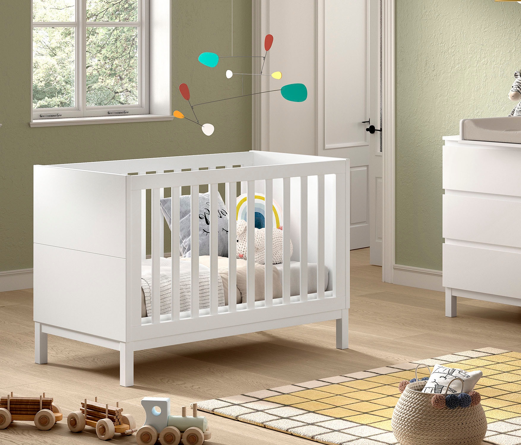 Vipack Babybett »in gradlinigem Design, standfest gebaut, pflegeleichte Oberfläche« 60x120 cm, 3-fach verstellbarer Lattenrost, Ausf. weiss lackiert