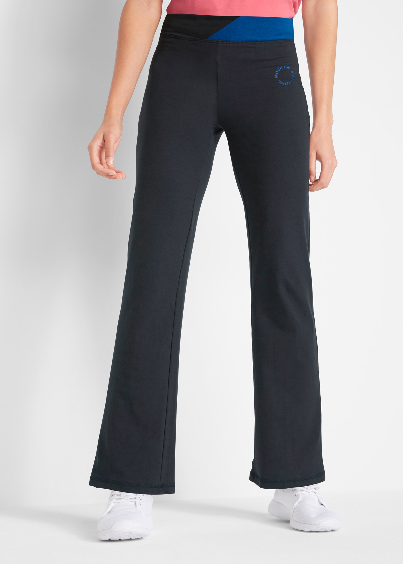 bonprix Pantalon de sport  aus Baumwoll-Stretch, Bootcut, Slim fit, Kontrastdetail am Bund