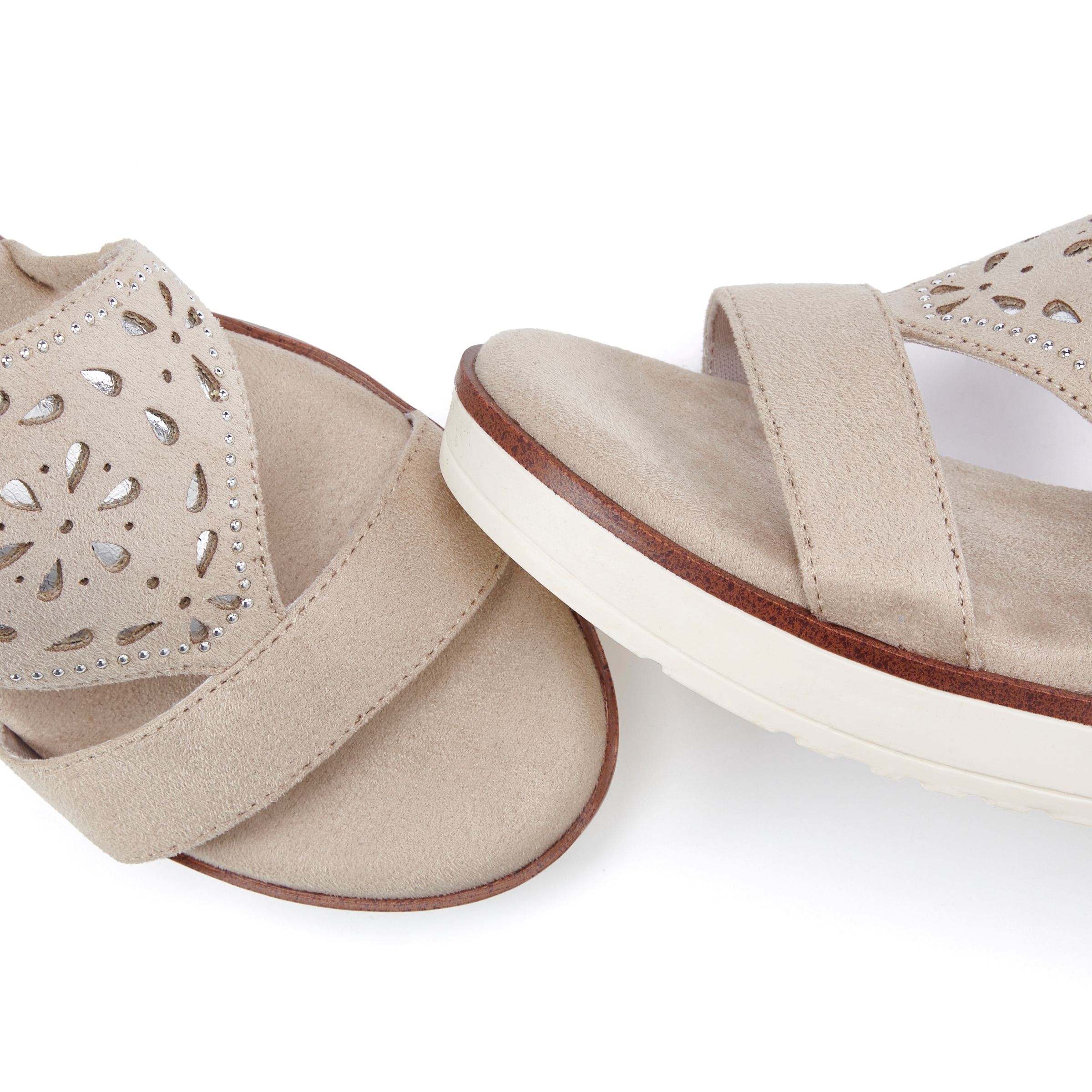 LASCANA Sandales »Sommerschuh, offener Schuh, Sandale, Keilsandalette,«  avec talon compensé, semelle intérieure rembourrée VEGAN