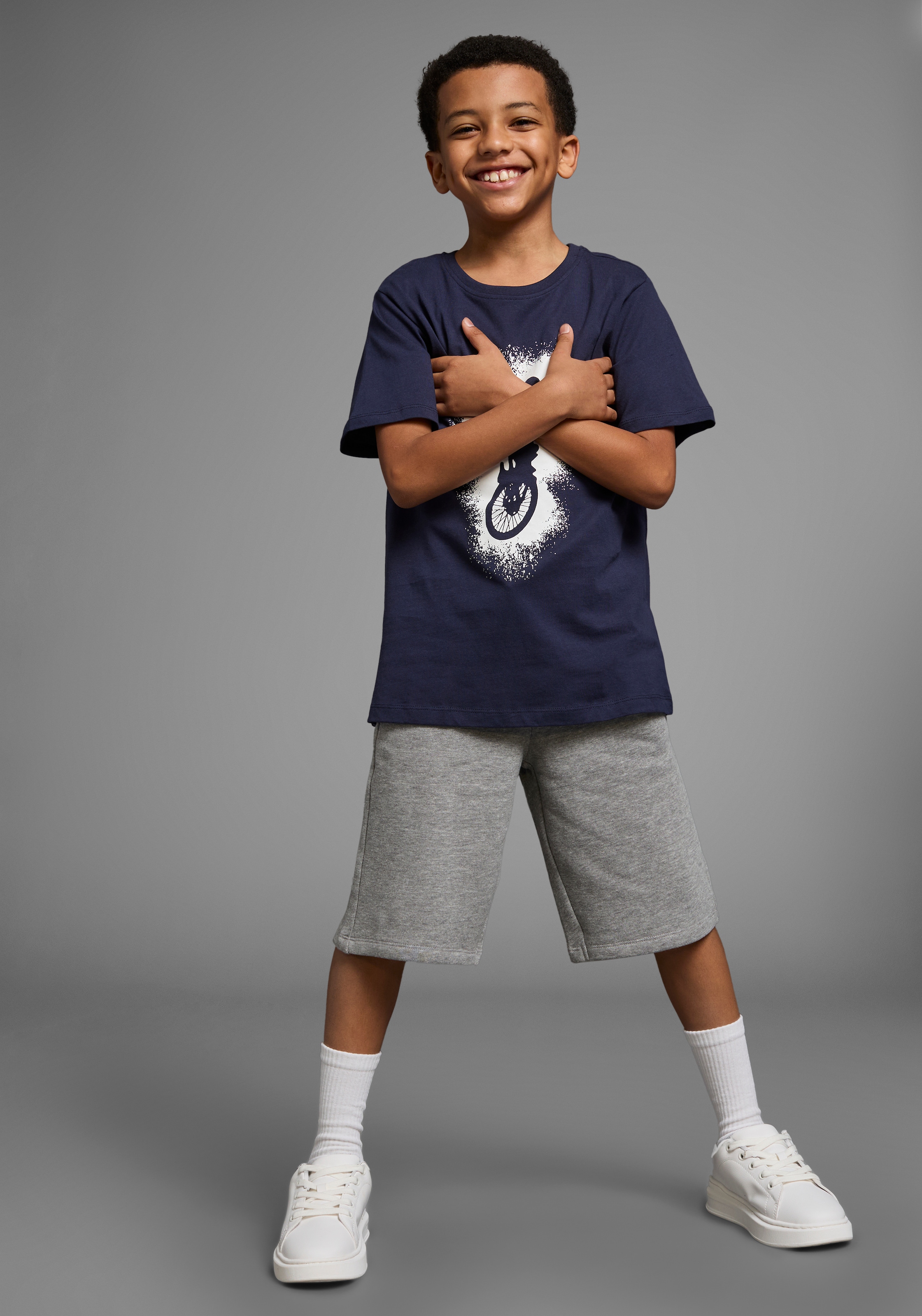 KIDSWORLD T-shirt & short »2tlg. Set T-Shirt + Sweatshorts« Set, 2, 2 cuis BIKER-Druck, jedes Teil einzeln tragbar