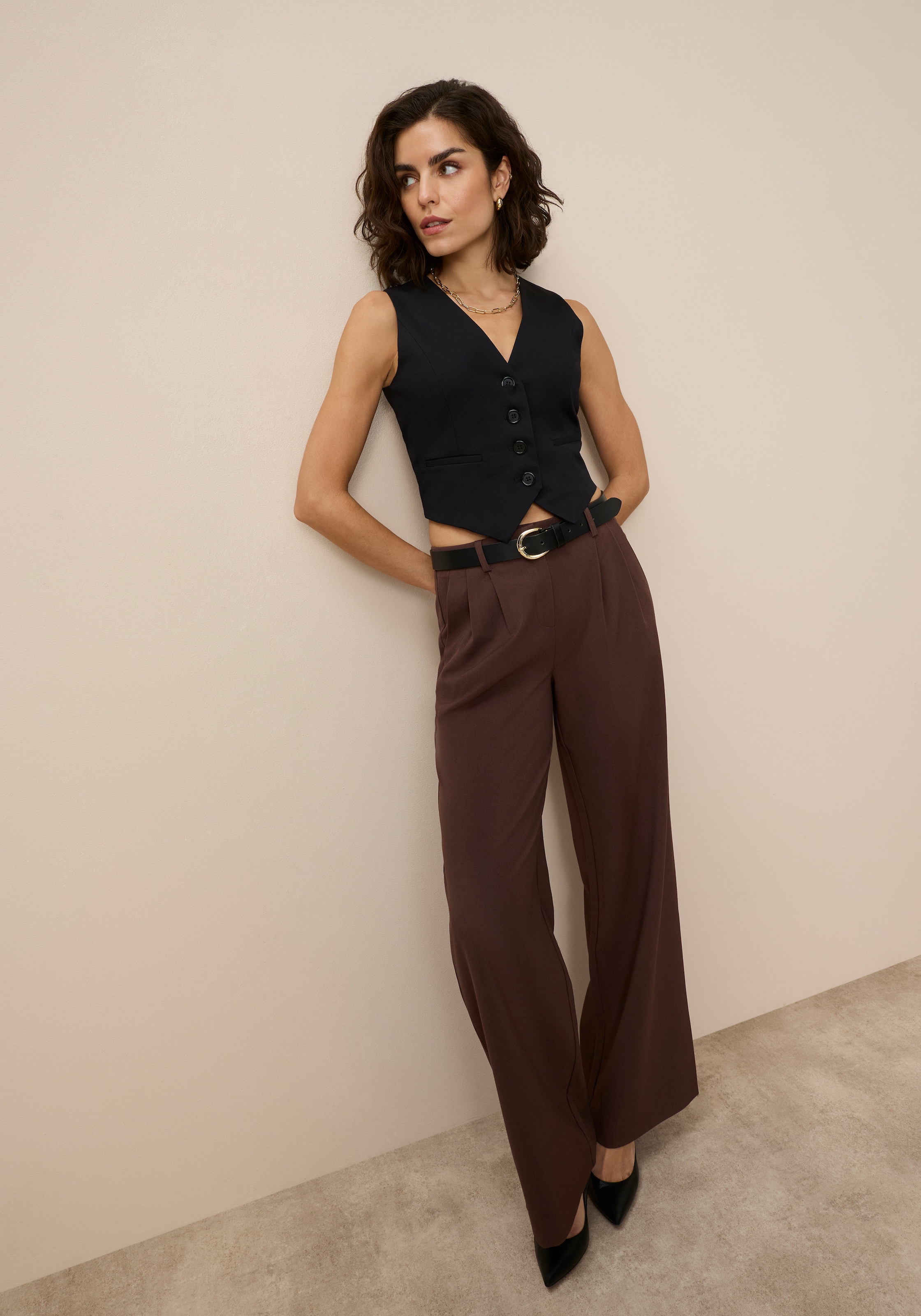 Laura Scott Gilet de costume im trendigen Look