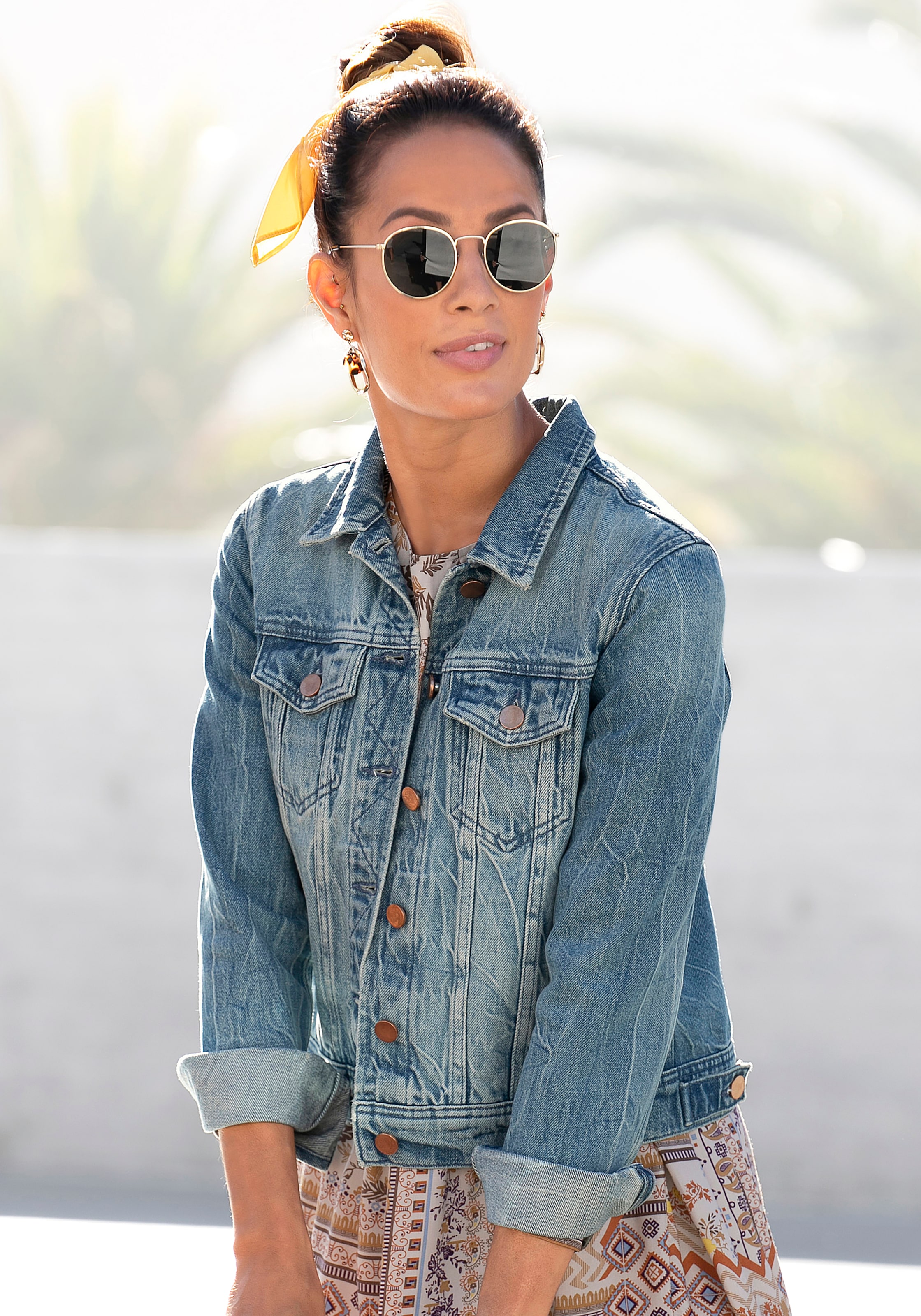 LASCANA Veste en jean mit zwei Pattentaschen, Denimjacke aus Baumwolle, Sommerjacke