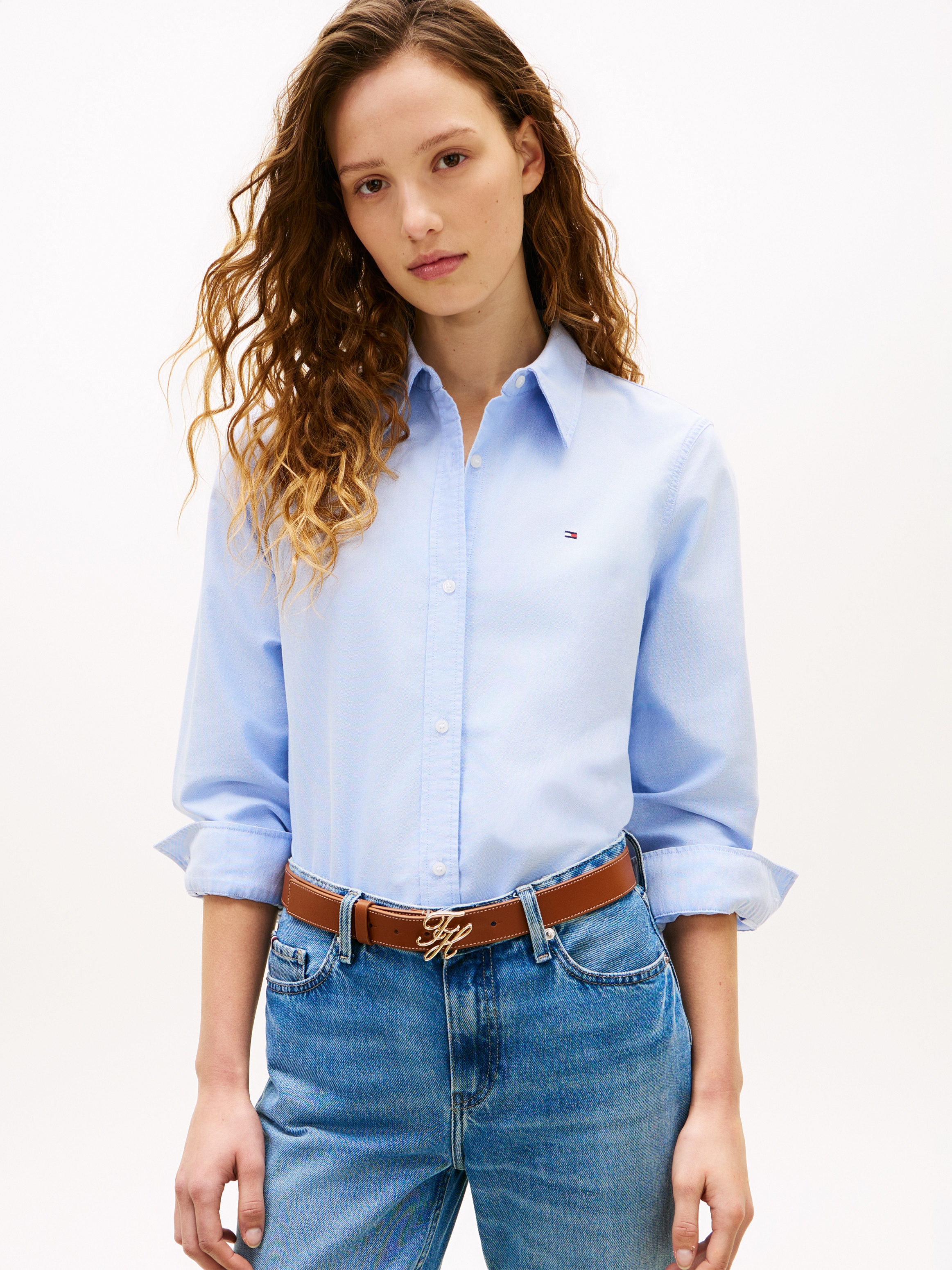 Tommy Hilfiger Hemdbluse »OXFORD RELAXED FIT SHIRT mit Hemdblusenkragen und Stickerei« Baumwolle, relaxed fit